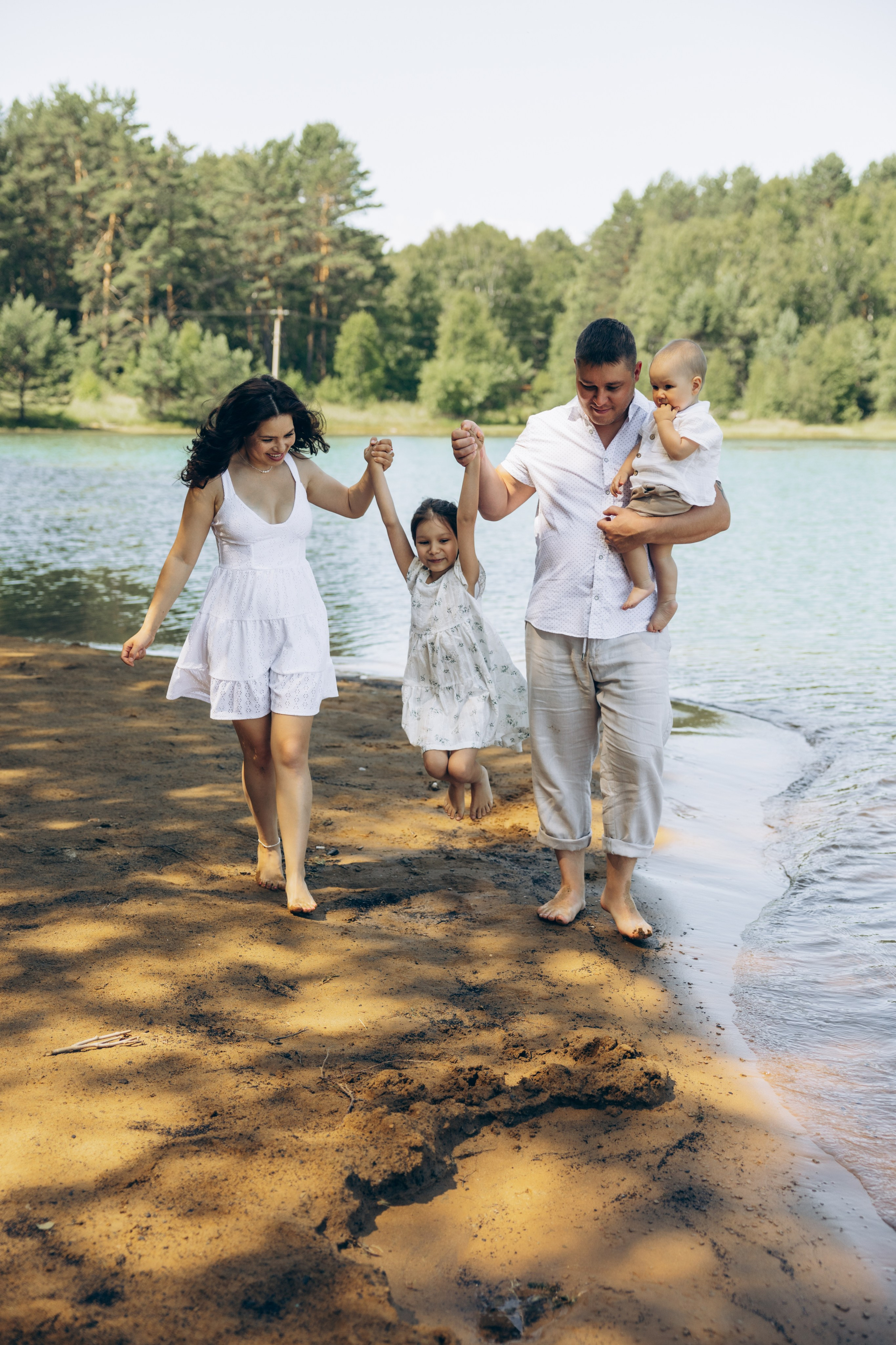 Прогулка в Новогрудинино. Свадебный, семейный фотограф в Иркутске Светлана Макаричева