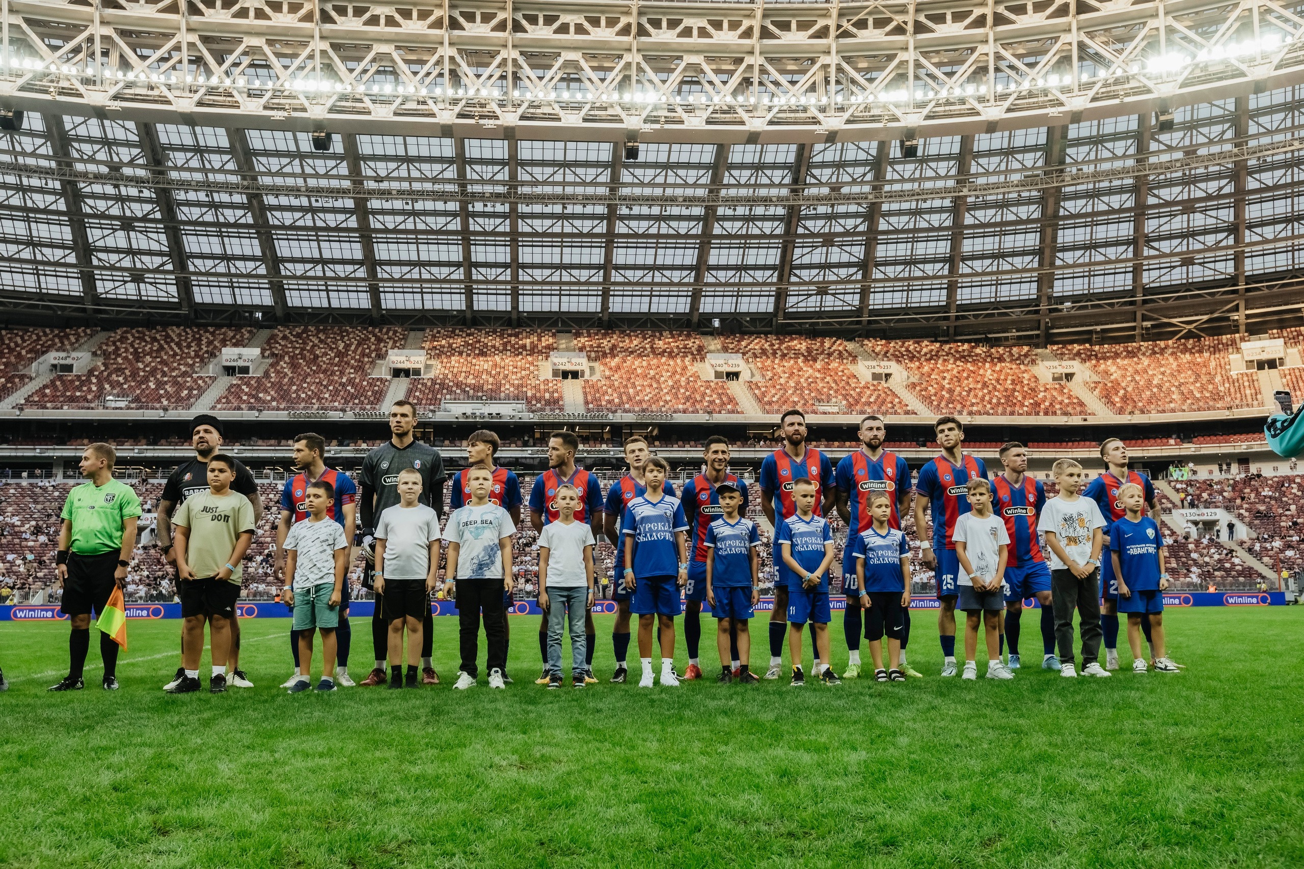 СКА Ростов-на-Дону -LIT Energy в Лужниках MFL. Репортажный, event, концертный и backstage фотограф из Москвы Виталий Кривцов