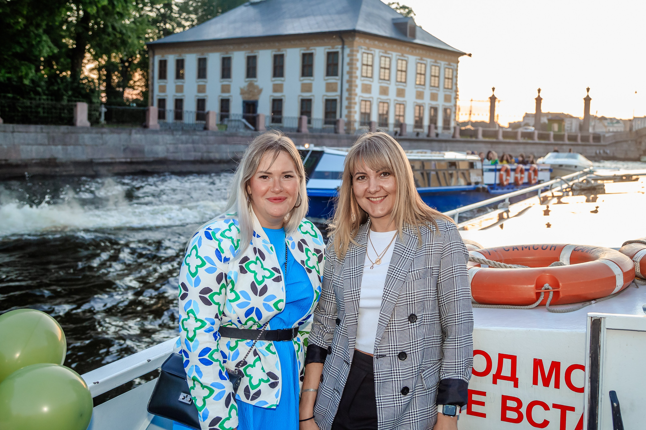 Выпускной на теплоходе. Фотограф в Санкт-Петербурге Чумаков Семен