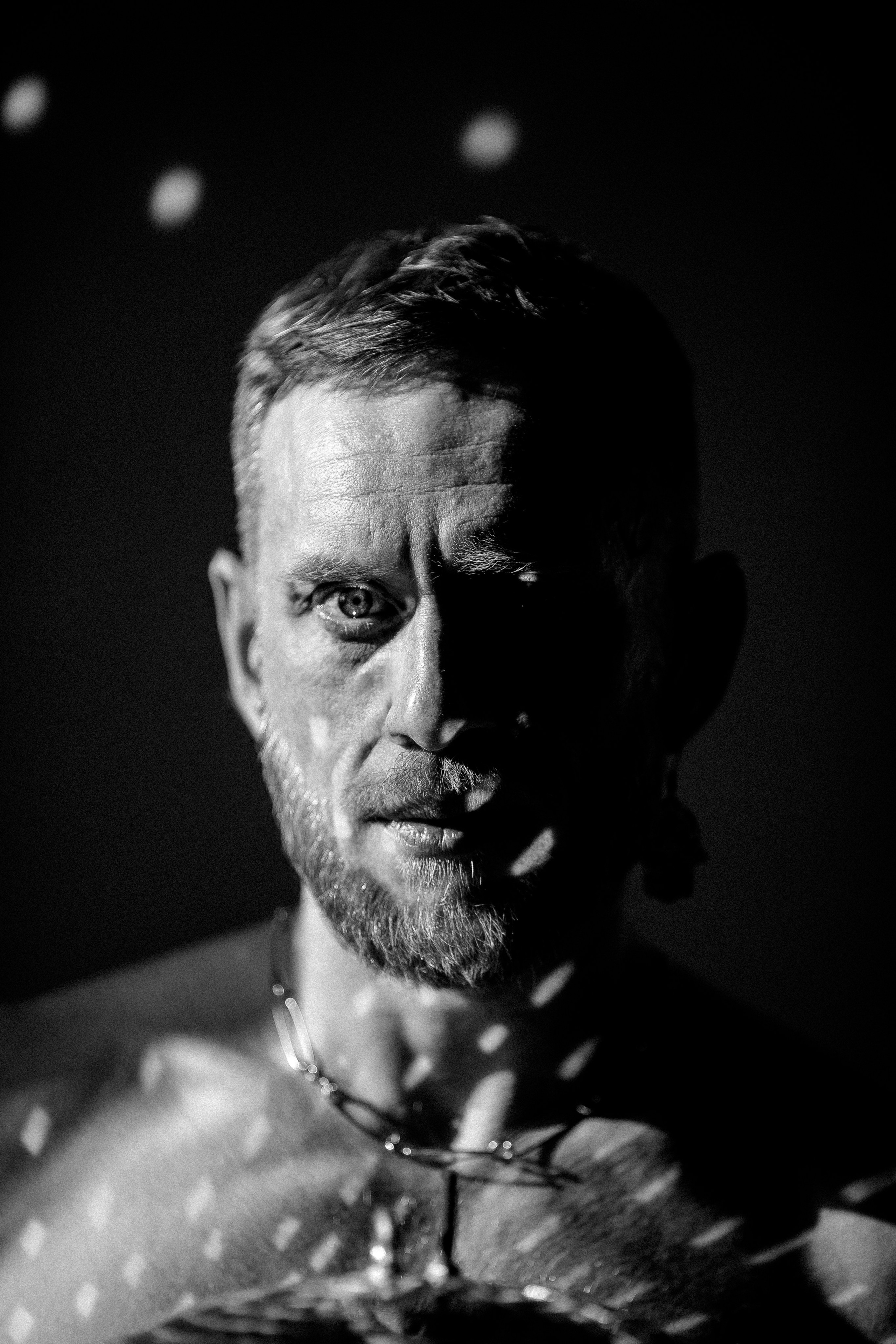 Мужской портрет. Фотограф материнства и таинства кормления Екатерина Кузьмин