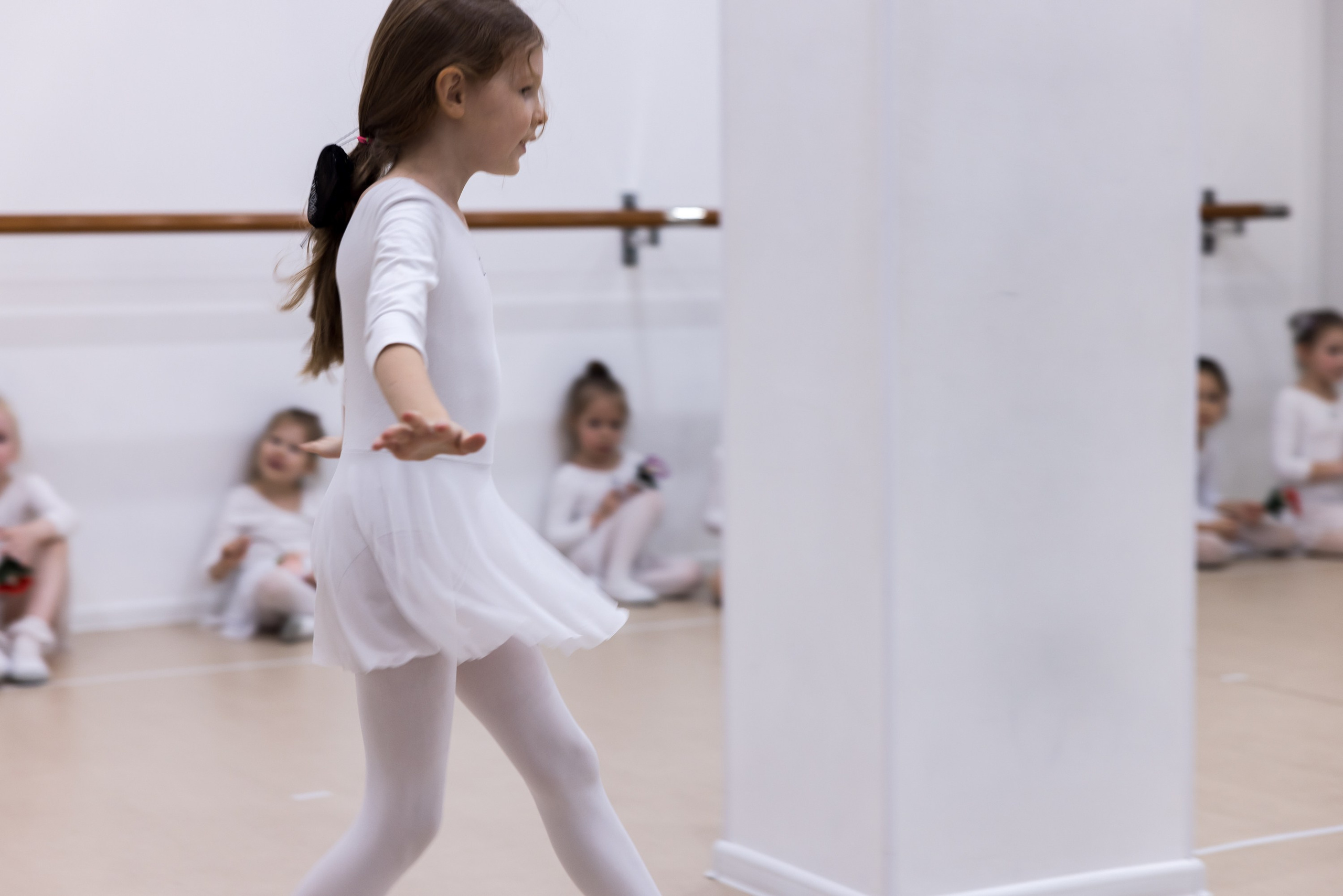 Открытый урок Яси в студии балета (01/03/2024). OLGA OLEYNIKOVA Пространство, люди, смыслы