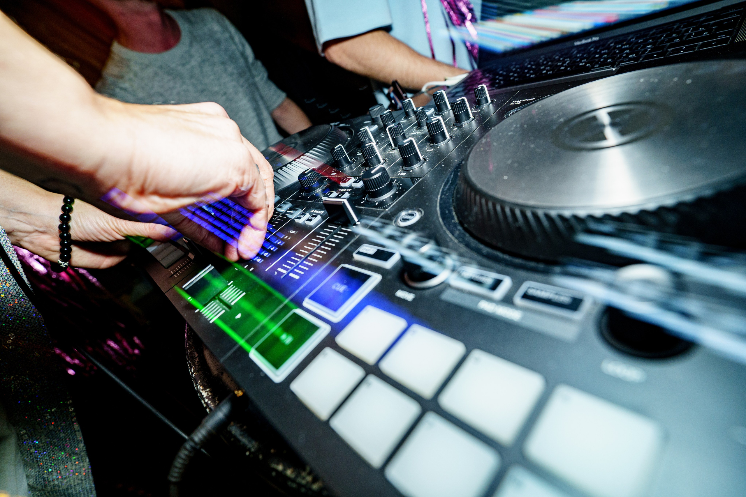 Бар разбитых сердец. ДР Yampolskaya. Концертный и репортажный фотограф в Санкт-Петербурге Слава Пахомов