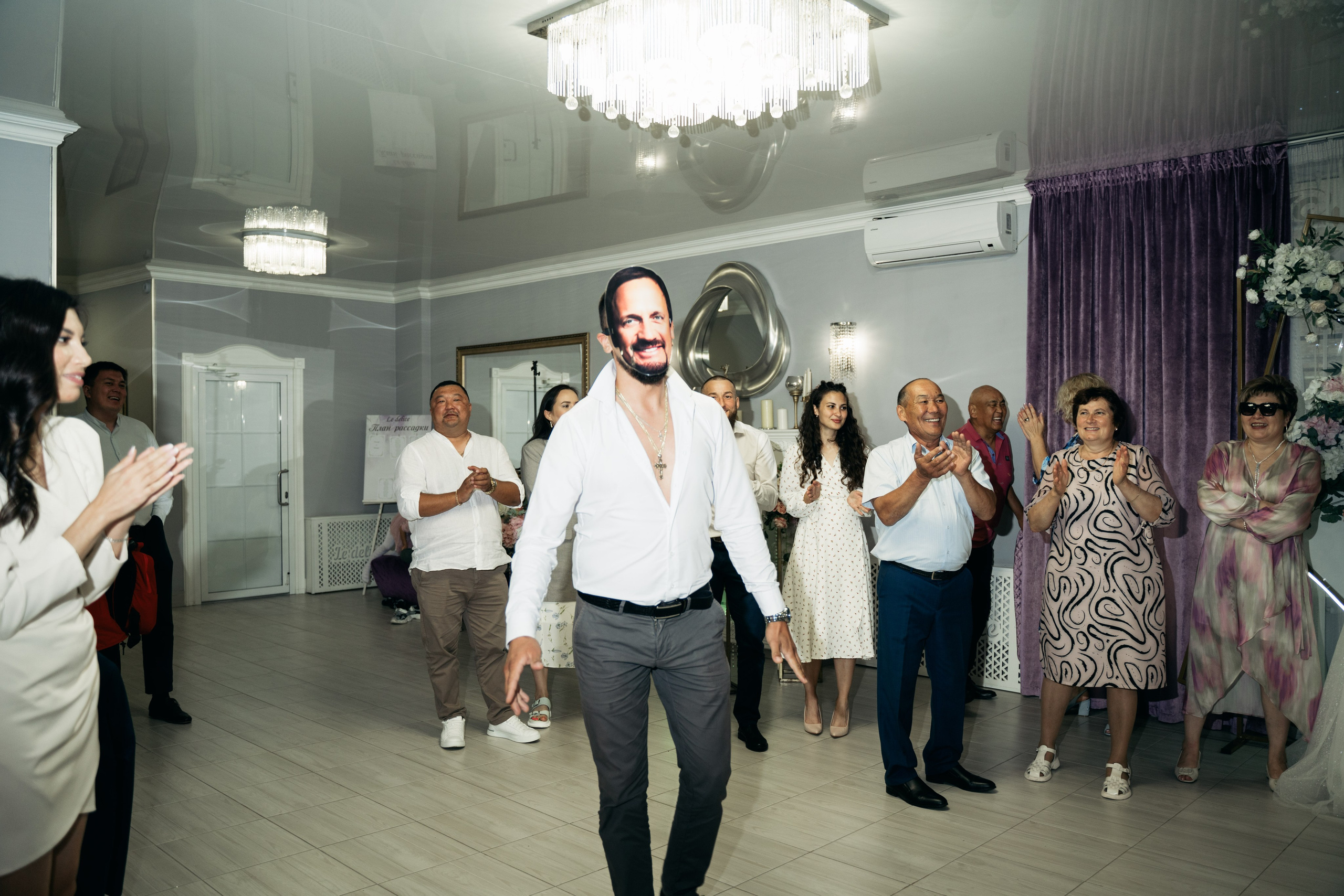 Ильнур и Динара. Свадебный день. Отбор. Кафе Ля делис. Семейный и свадебный фотограф Молодзяновская Елена