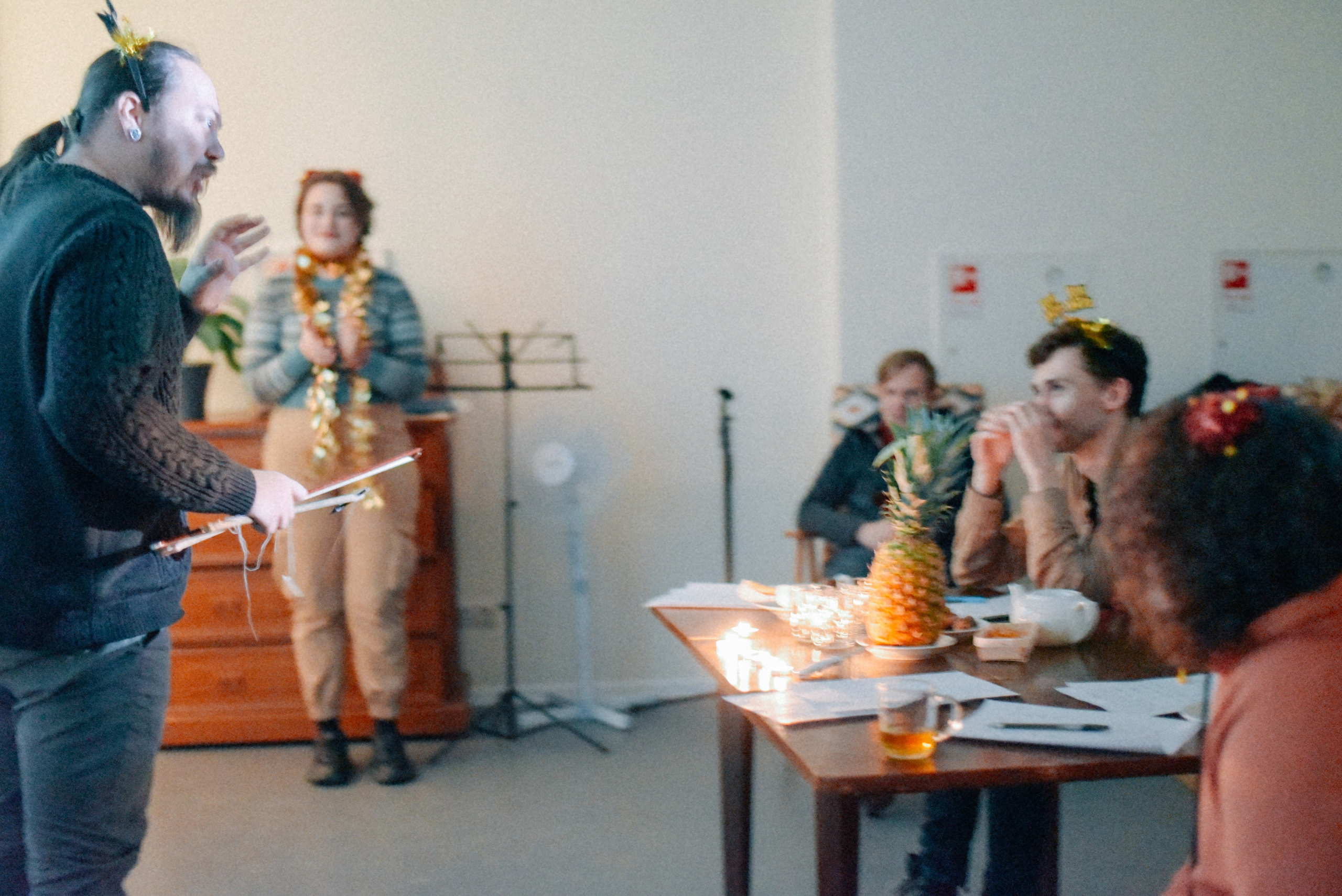 ЧТО ТЫ МЕЛЕШь Вечер вьетнамского караоке. Фотограф Лола Волна, город Москва