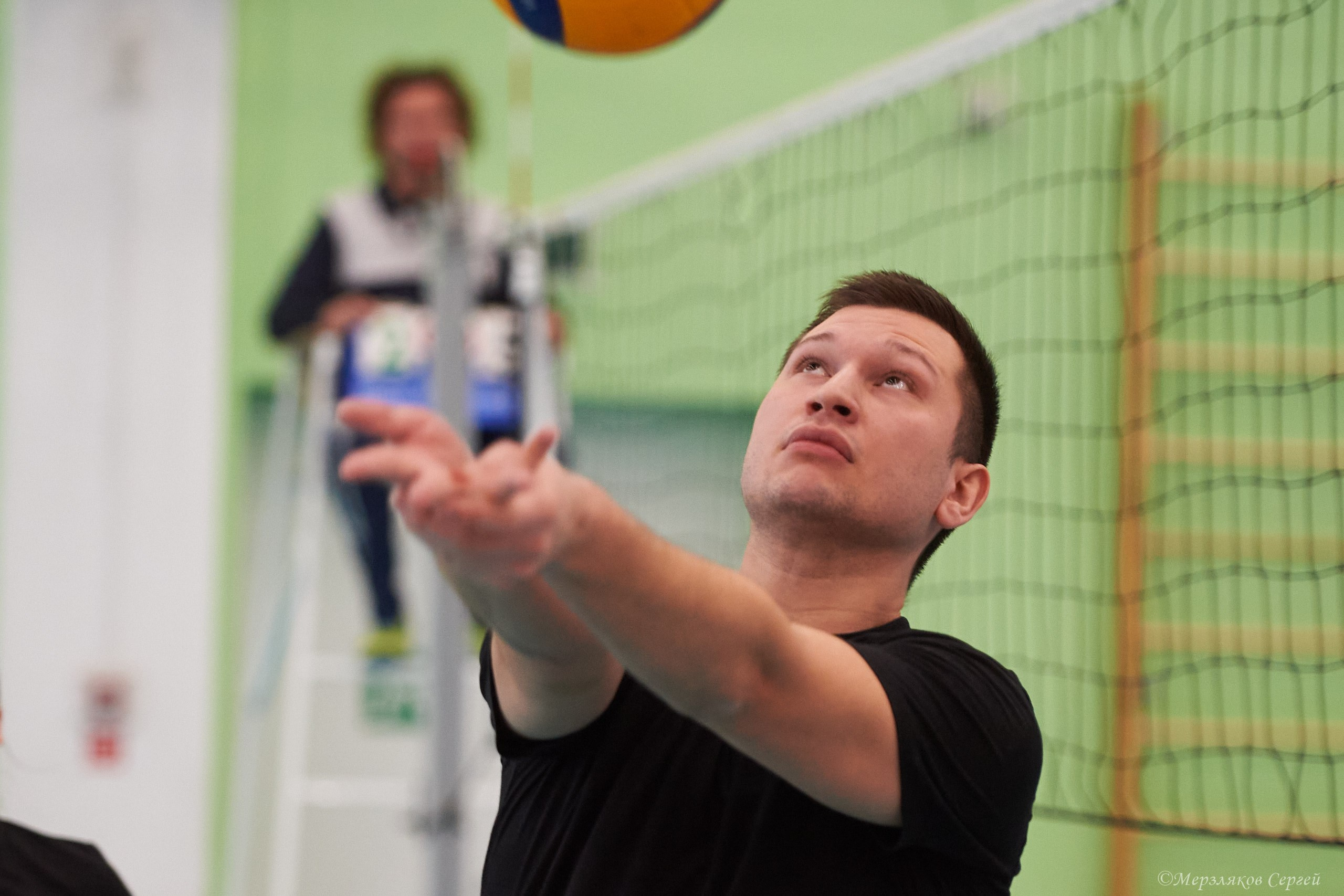 Новогодний волейбольный турнир. Ижевск. 16.12.23. Спортивный репортажный фотограф в Ижевске Сергей Мерзляков