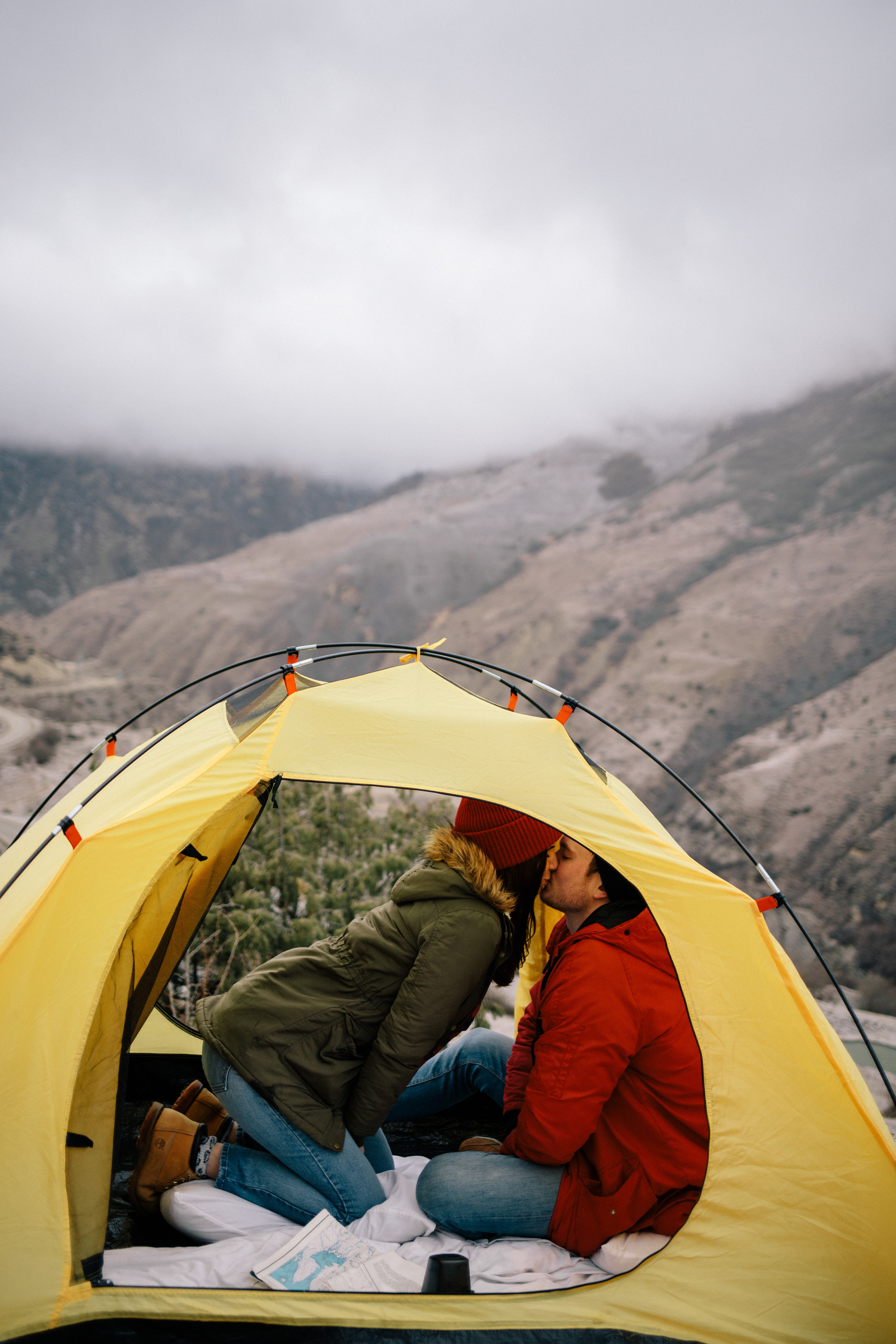 Dawn in the mountains. Wedding and family photographer
