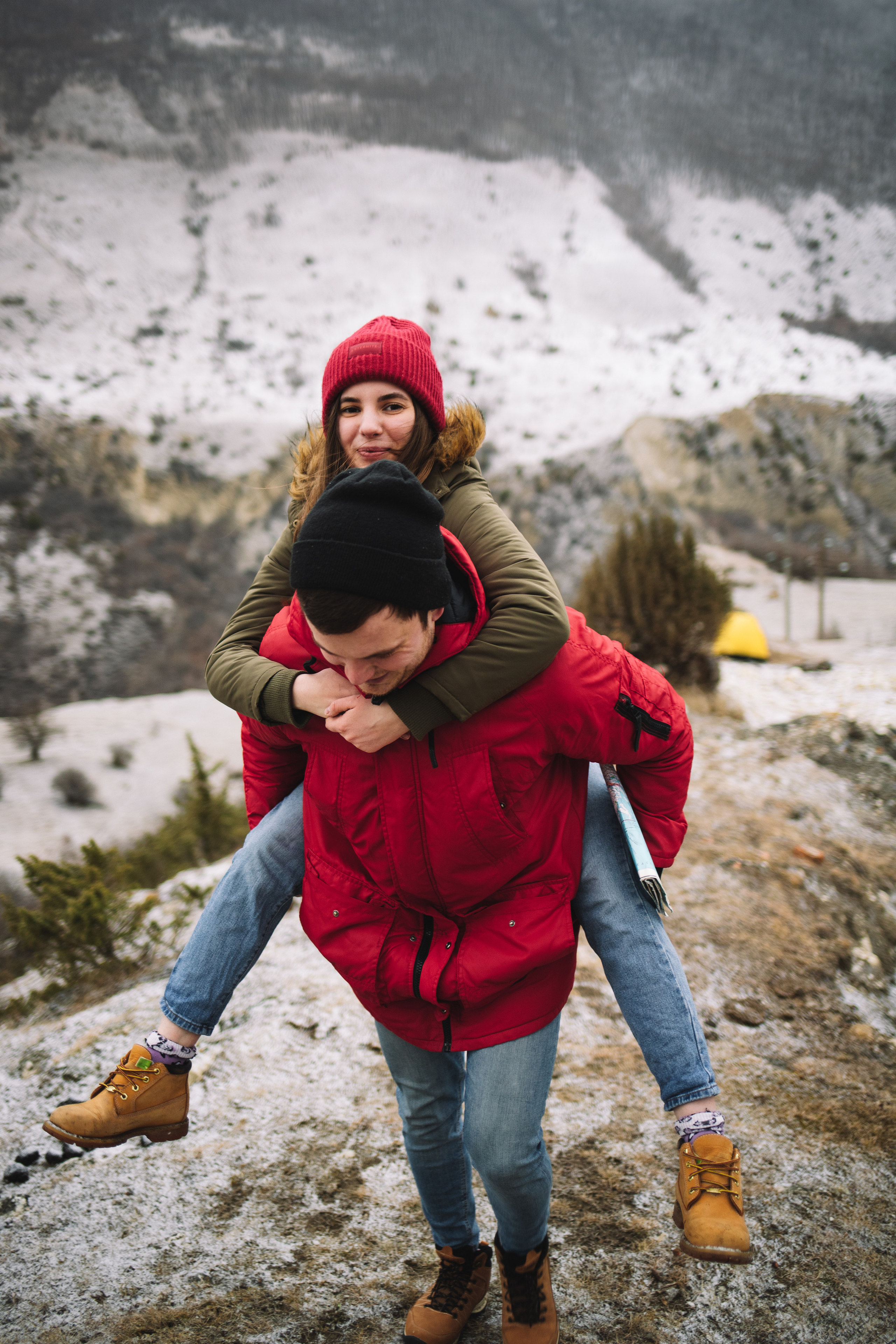 Dawn in the mountains. Wedding and family photographer