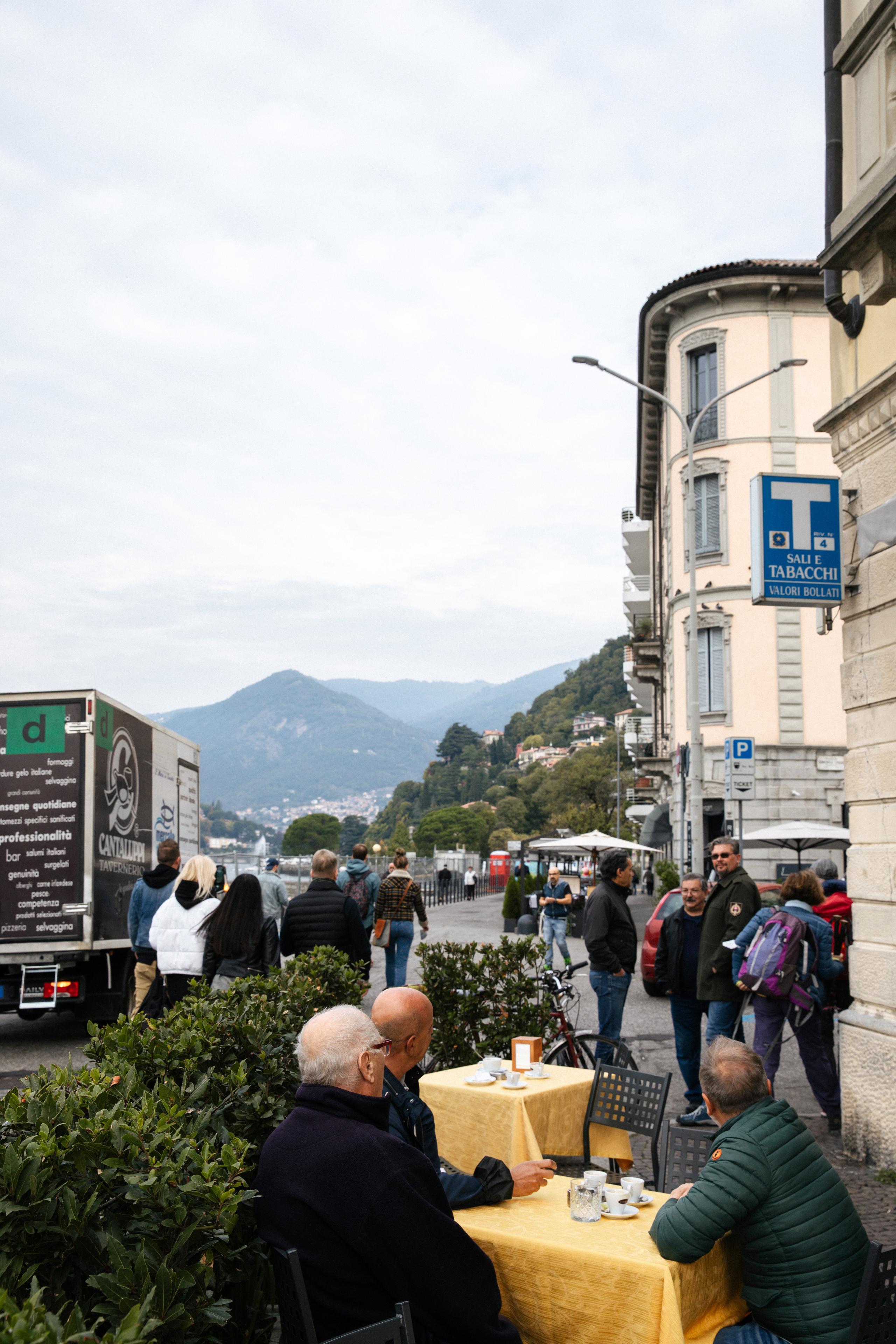 Прогулка по Комо. Свадебный фотограф Москва Степановский Александр