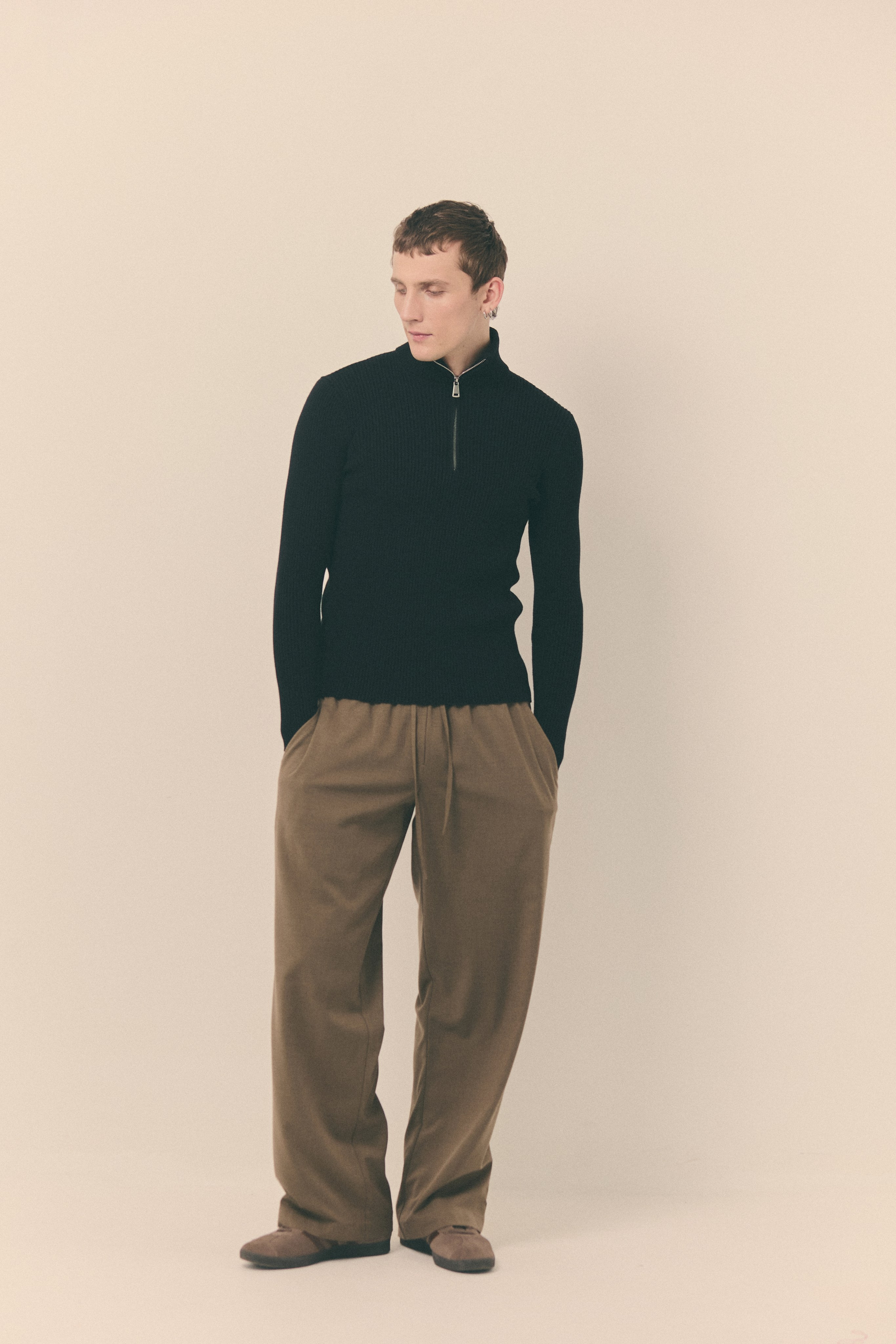 S L 1 P 2025. H O M E