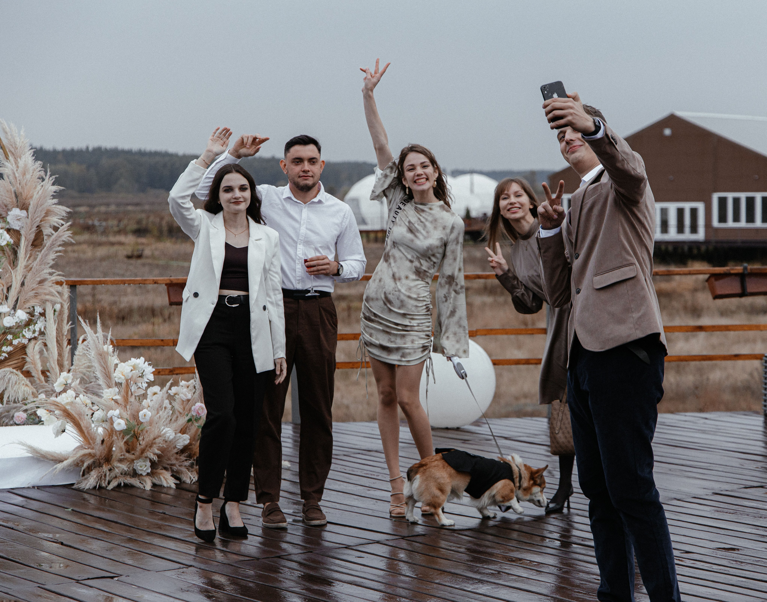 Свидетель Корги. Артём Бачурин — свадебный фотограф Воронеж