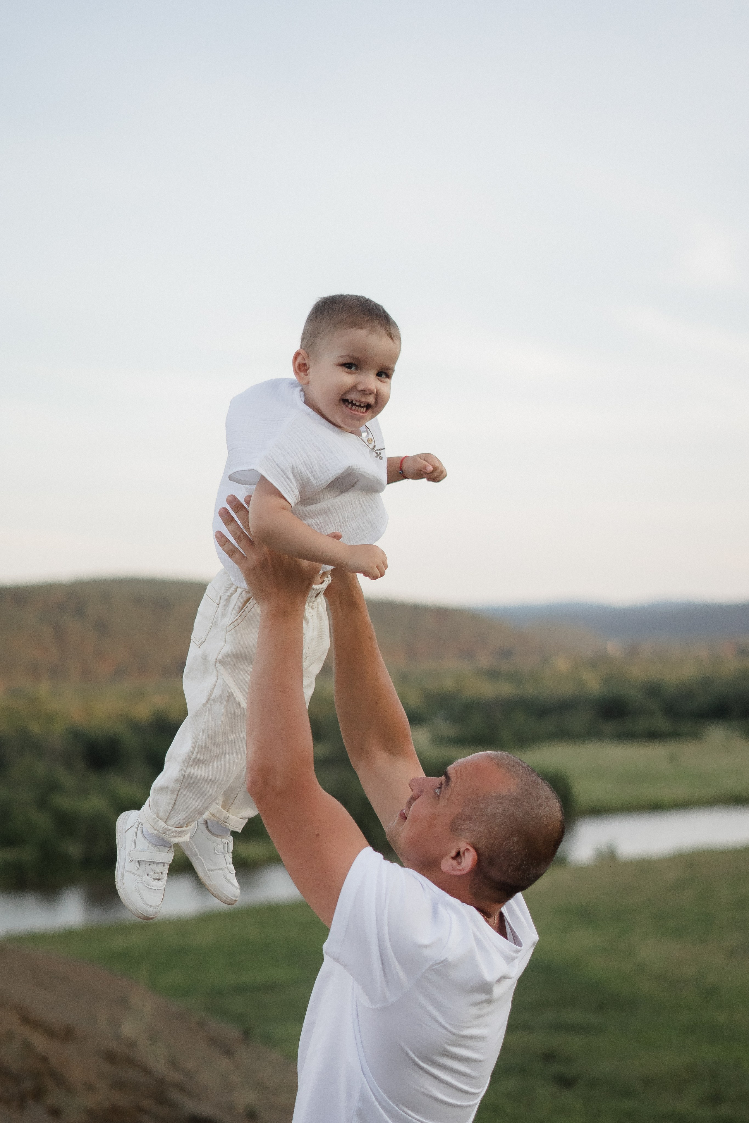 Аня, Денис, Ямиль и Даня. Главная