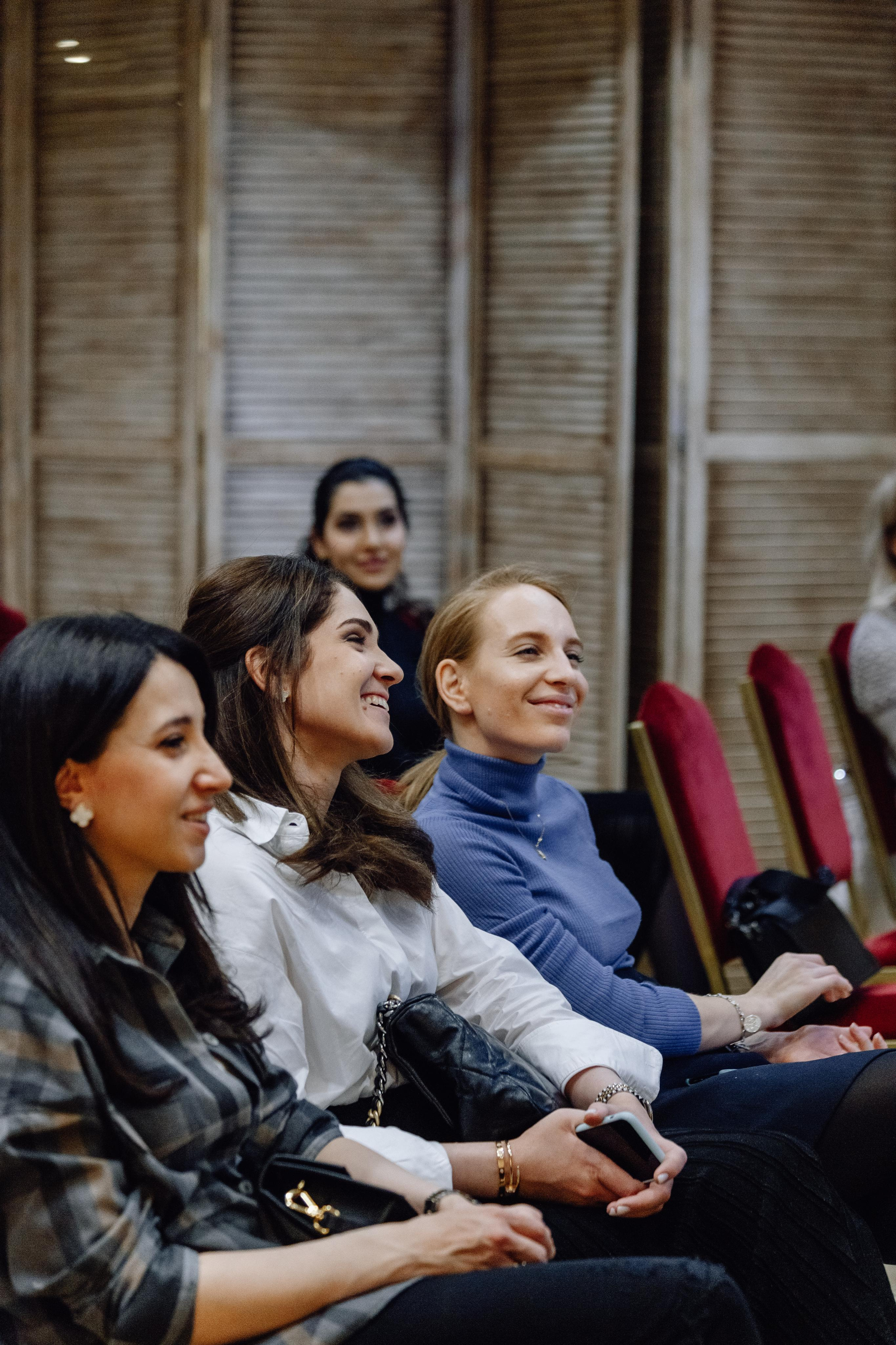Женская встреча в МЕОЦ. Антон Ляпунов фотограф Вашего события в Москве
