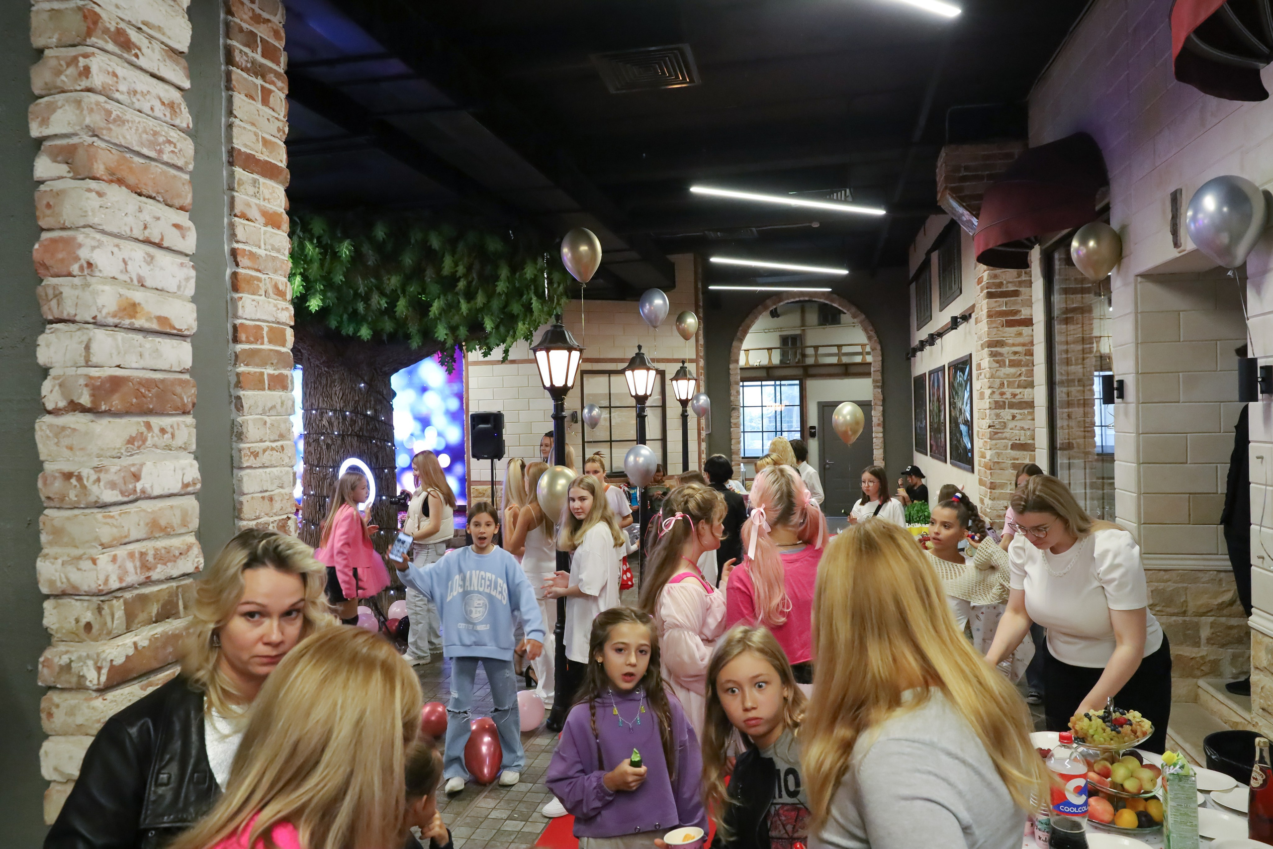 ДЕНЬ РОЖДЕНИЯ ЕВЫ В КРБ. Фотограф мероприятий Ирина Каширина