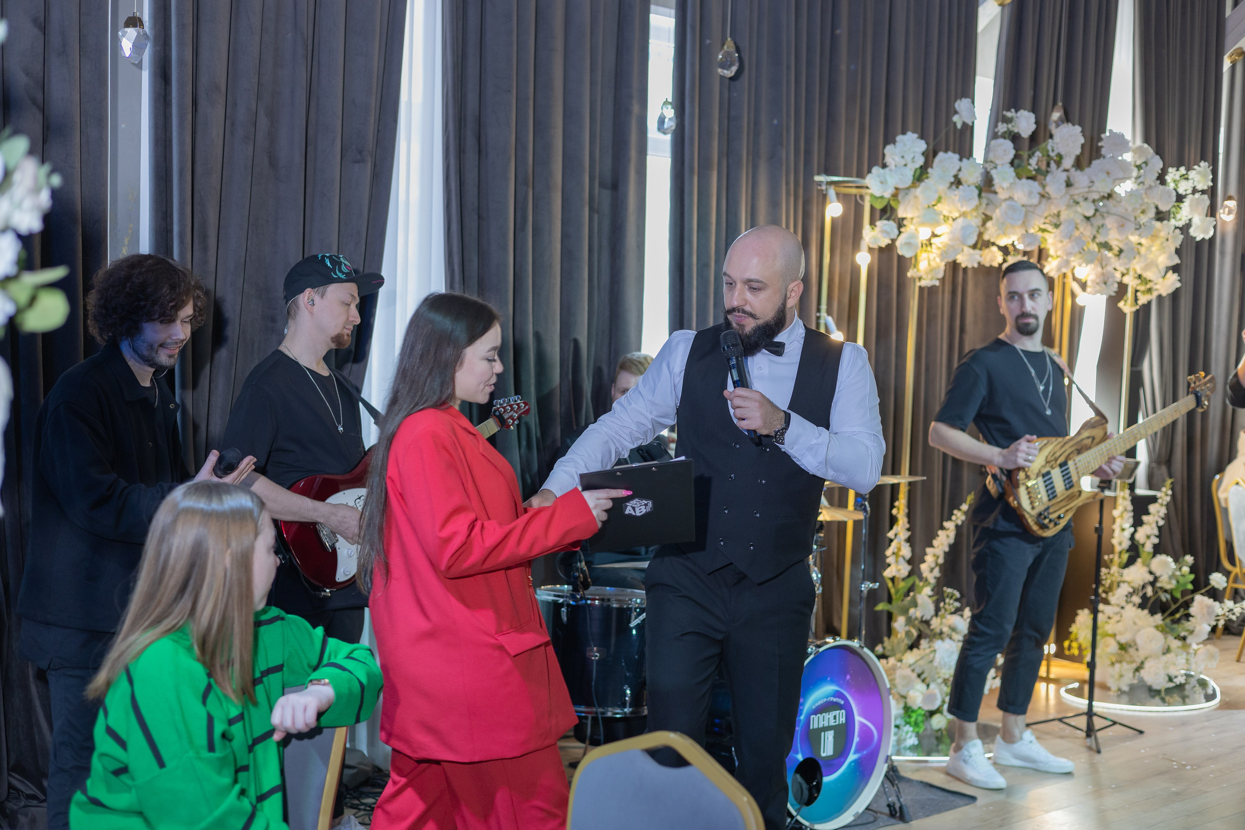 Свадебное чаепитие для молодоженов