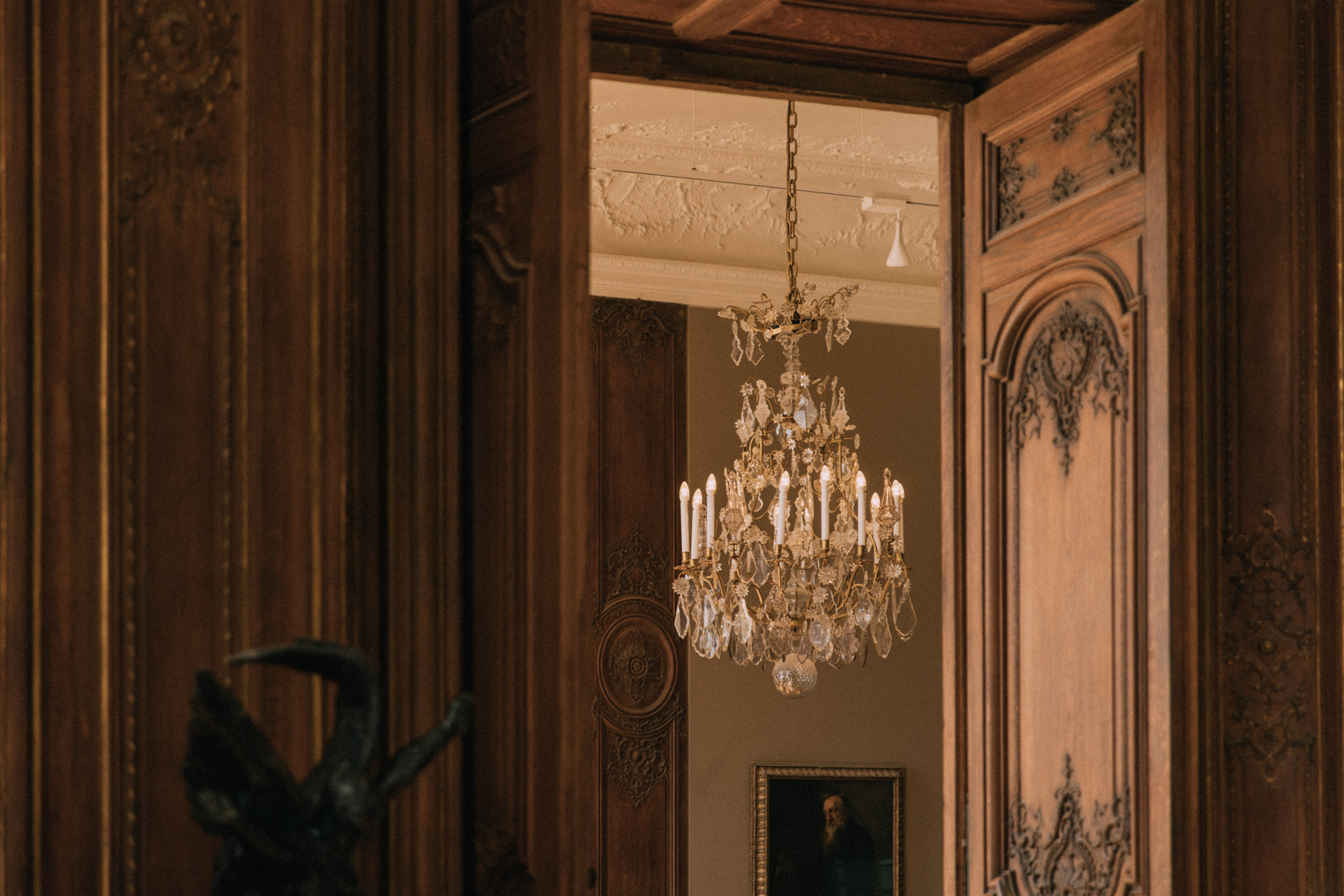 Love is a masterpiece. Photographer in Paris