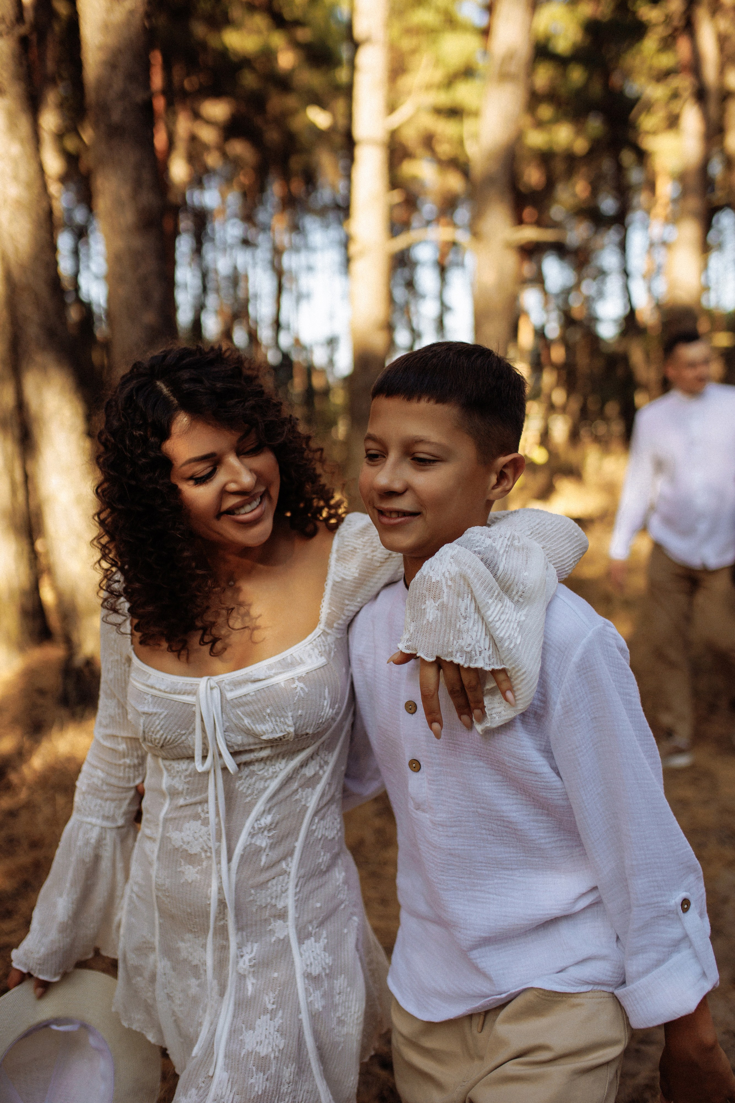 Олеся и семья. Семейный фотограф Губкин/Старый Оскол