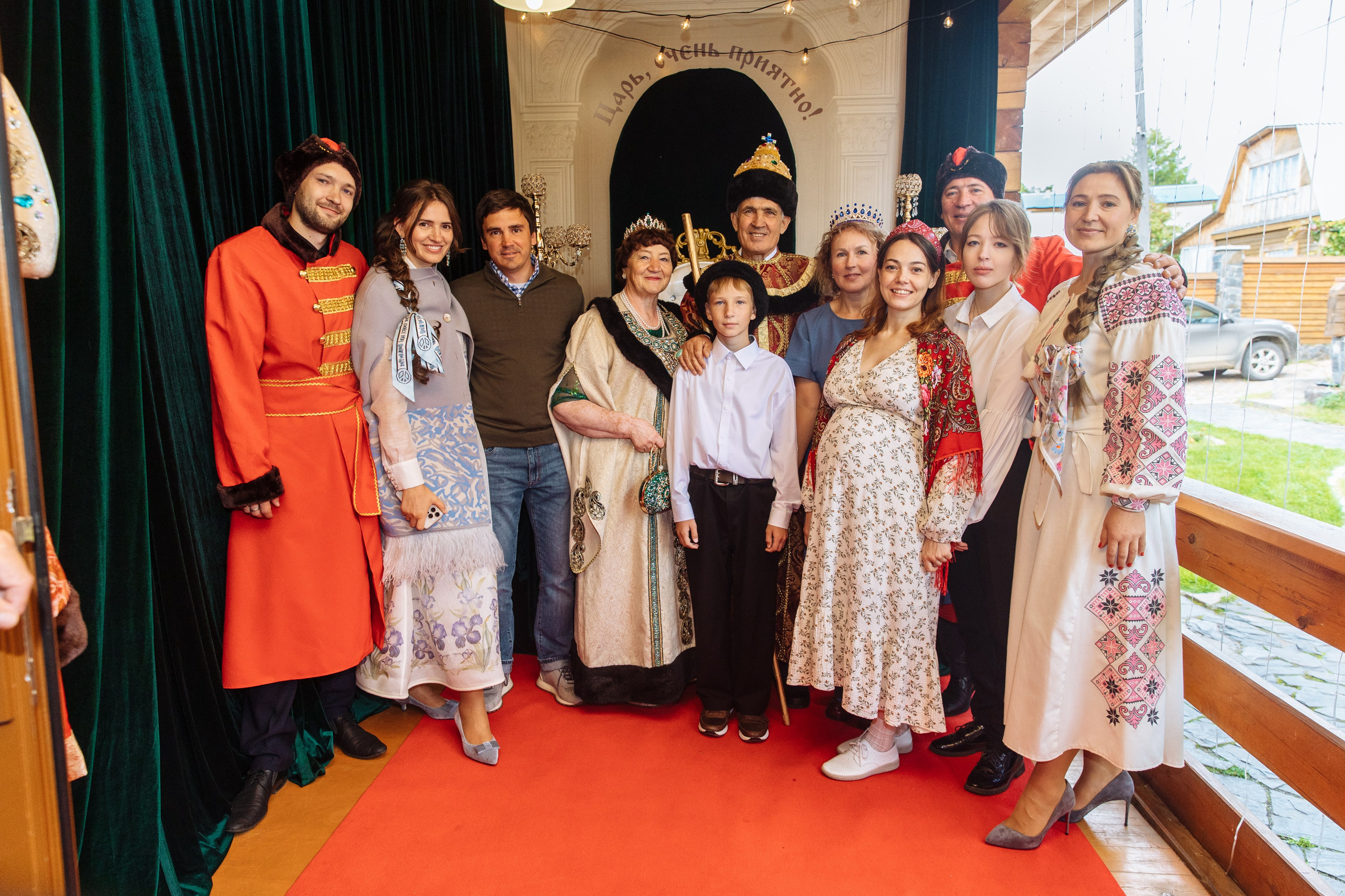 «Иван Васильевич меняет профессию» Юбилей. Свадебный и семейный фотограф в Улан-Удэ