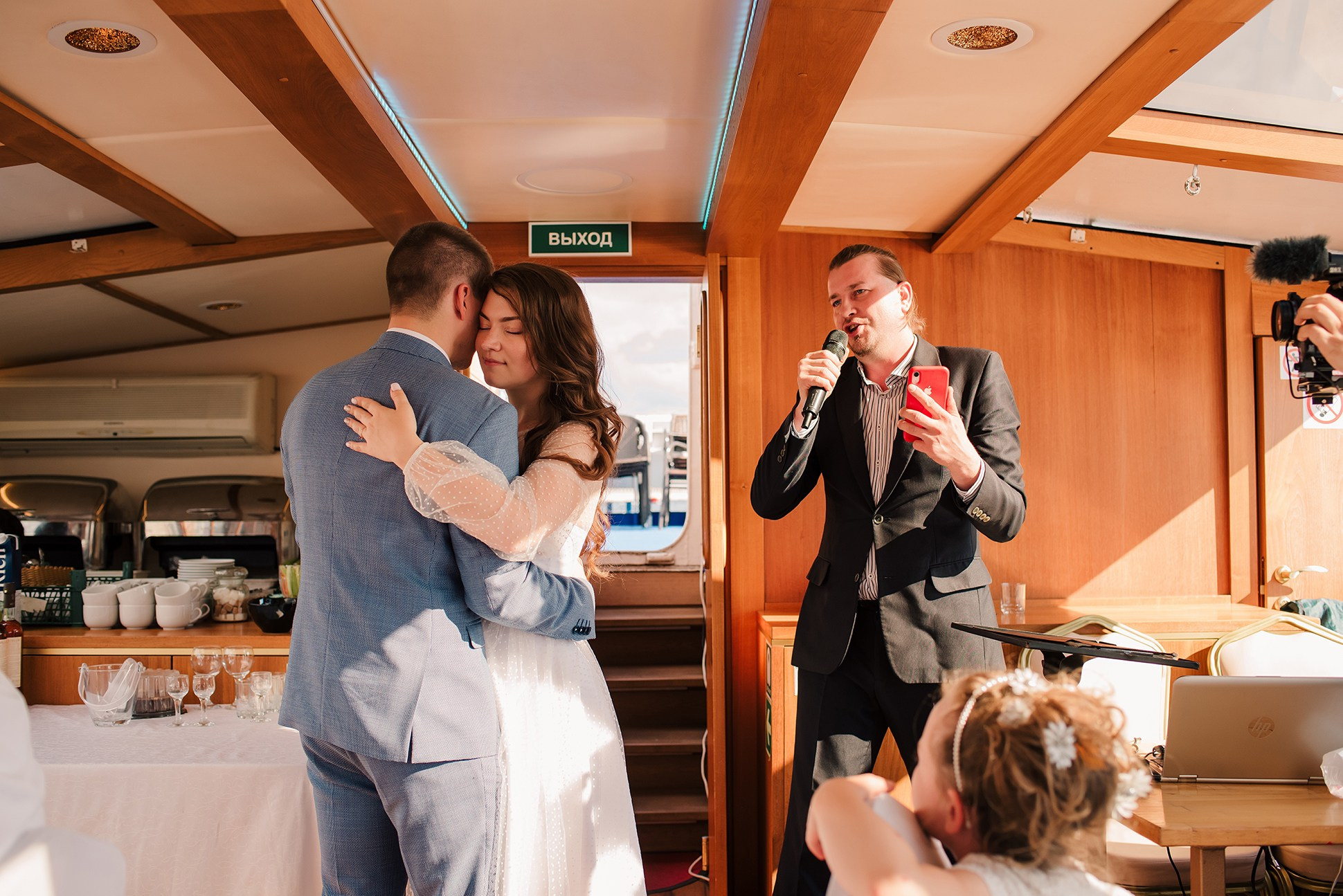 Юля и Андрей. Банкет на воде. Семейный и Свадебный фотограф. Санкт-Петербург. Пушкин