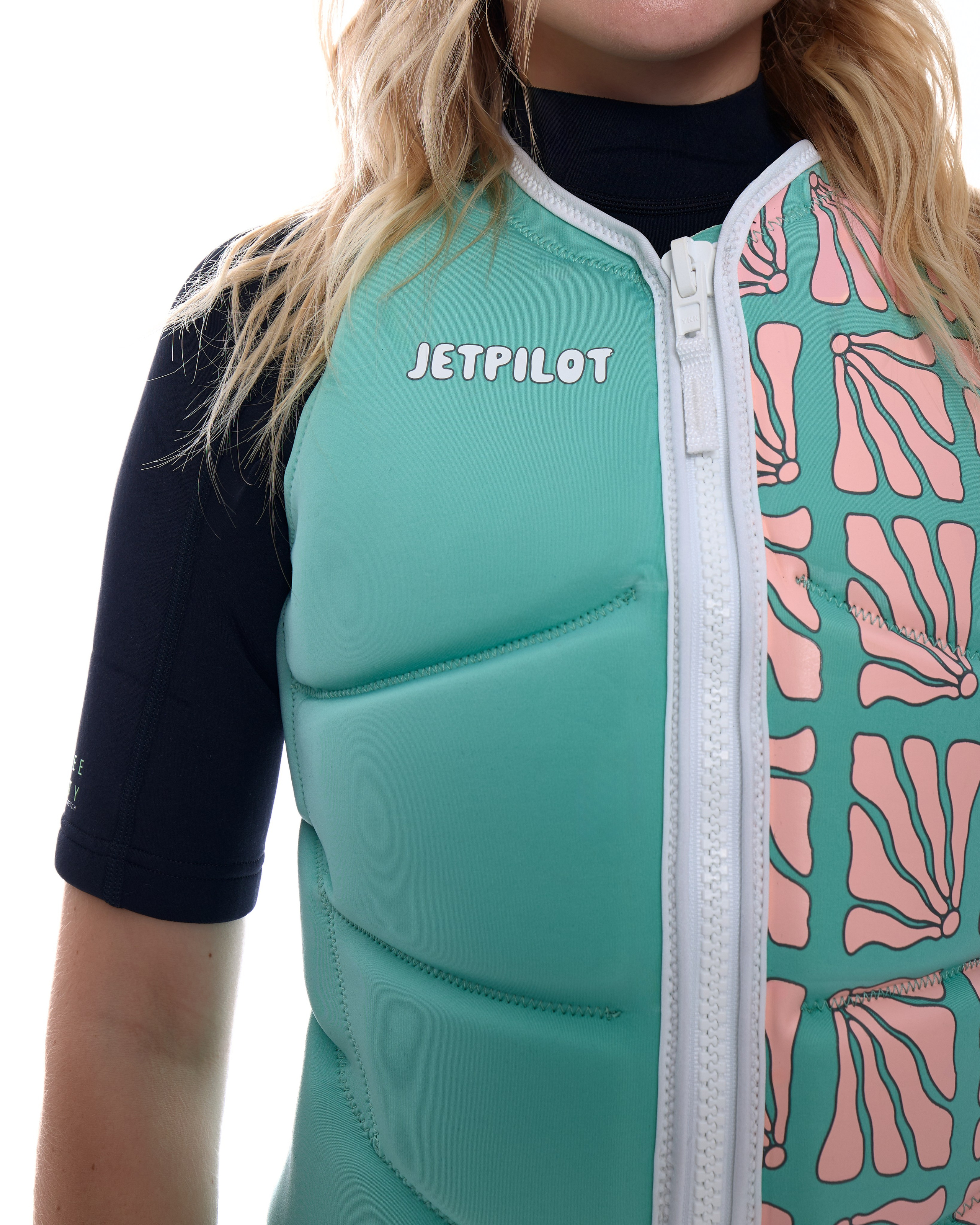 Jetpilot 40 art. Святослав Лебедев | Рекламный фотограф — Коммерческая съемка, Арт-дирекшн, AI-интеграция