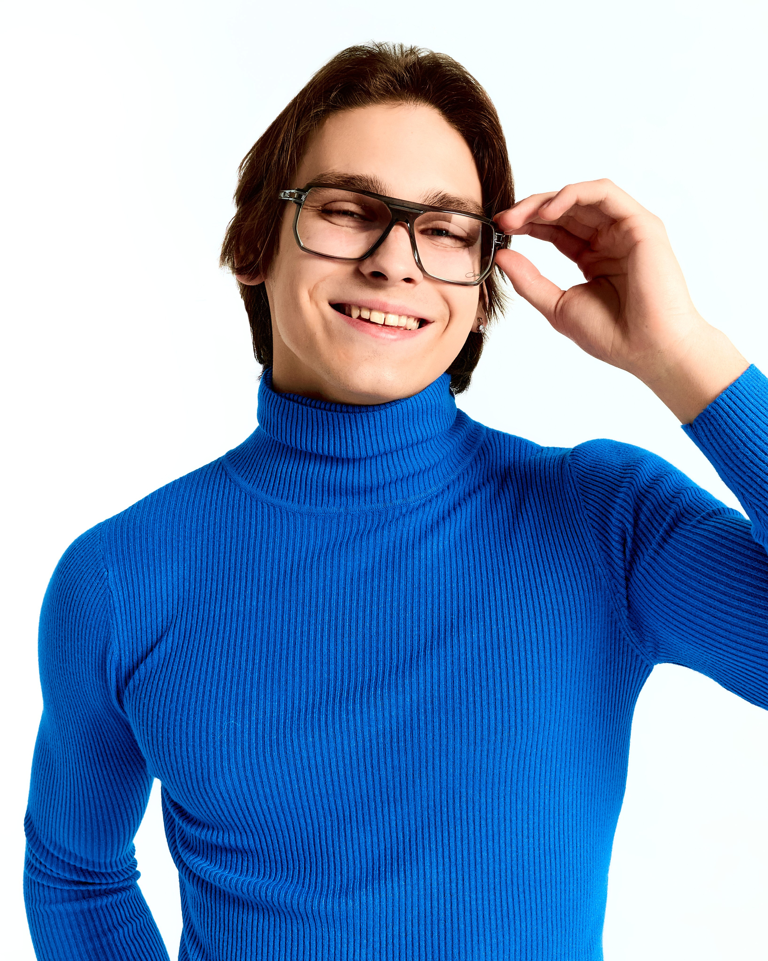 Glazzburg Optics. Святослав Лебедев | Рекламный фотограф — Коммерческая съемка, Арт-дирекшн, AI-интеграция