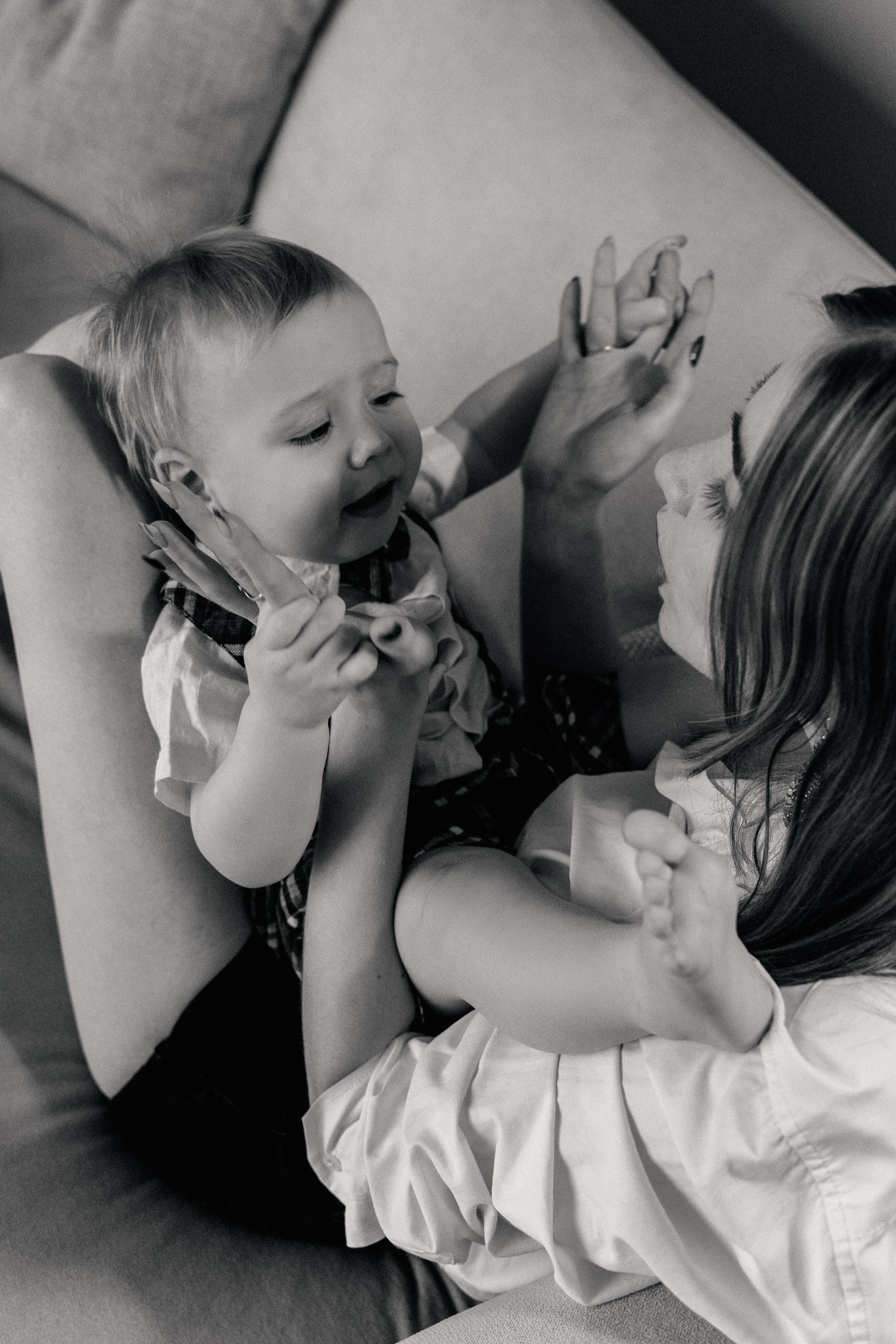 Наш сладкий малютка отметил годик. Ваш семейный фотограф в Минске — Вика Трегубова