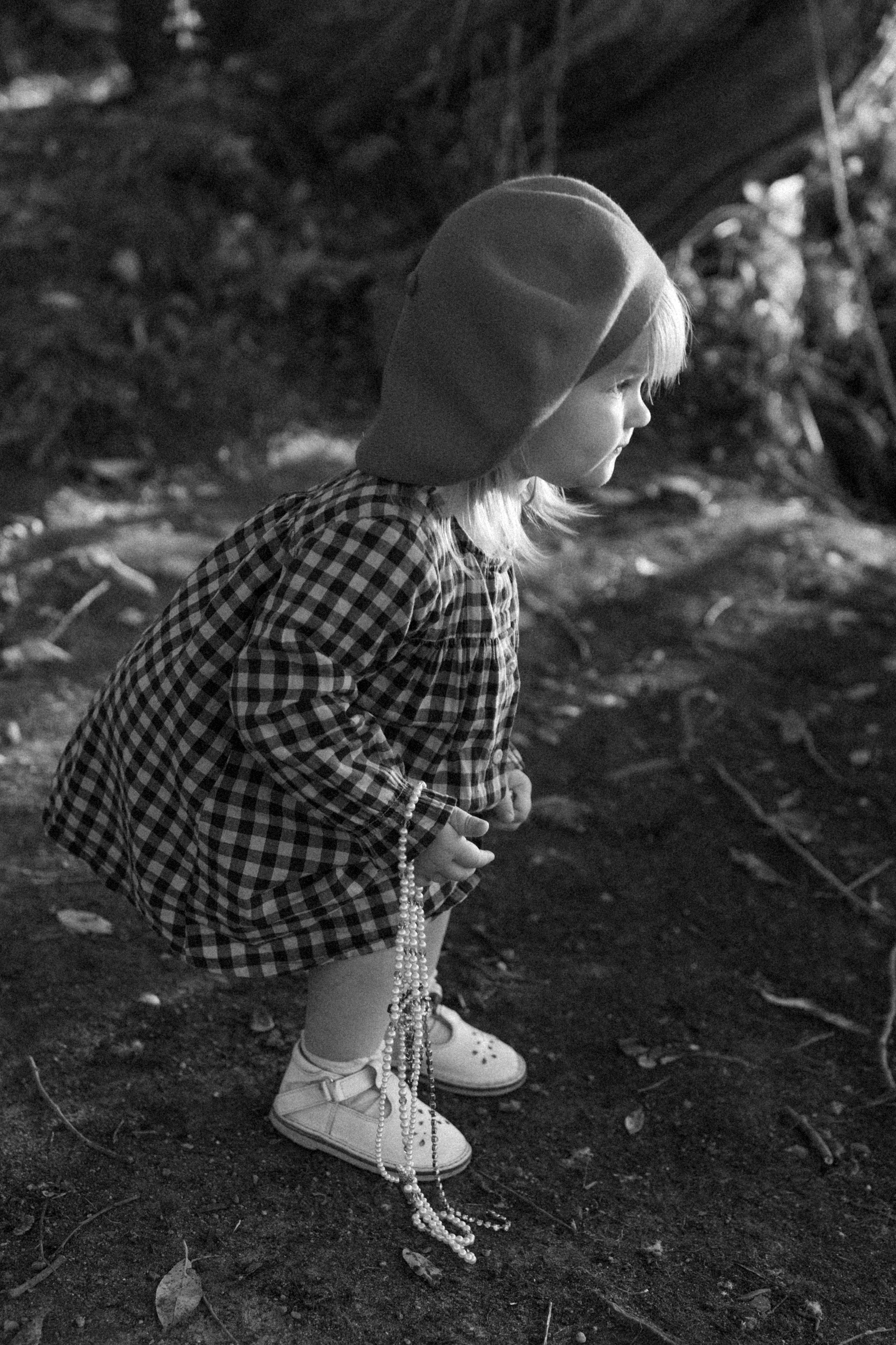 Хризантемовое плаванье маленькой мечтательницы. Ваш семейный фотограф в Минске — Вика Трегубова