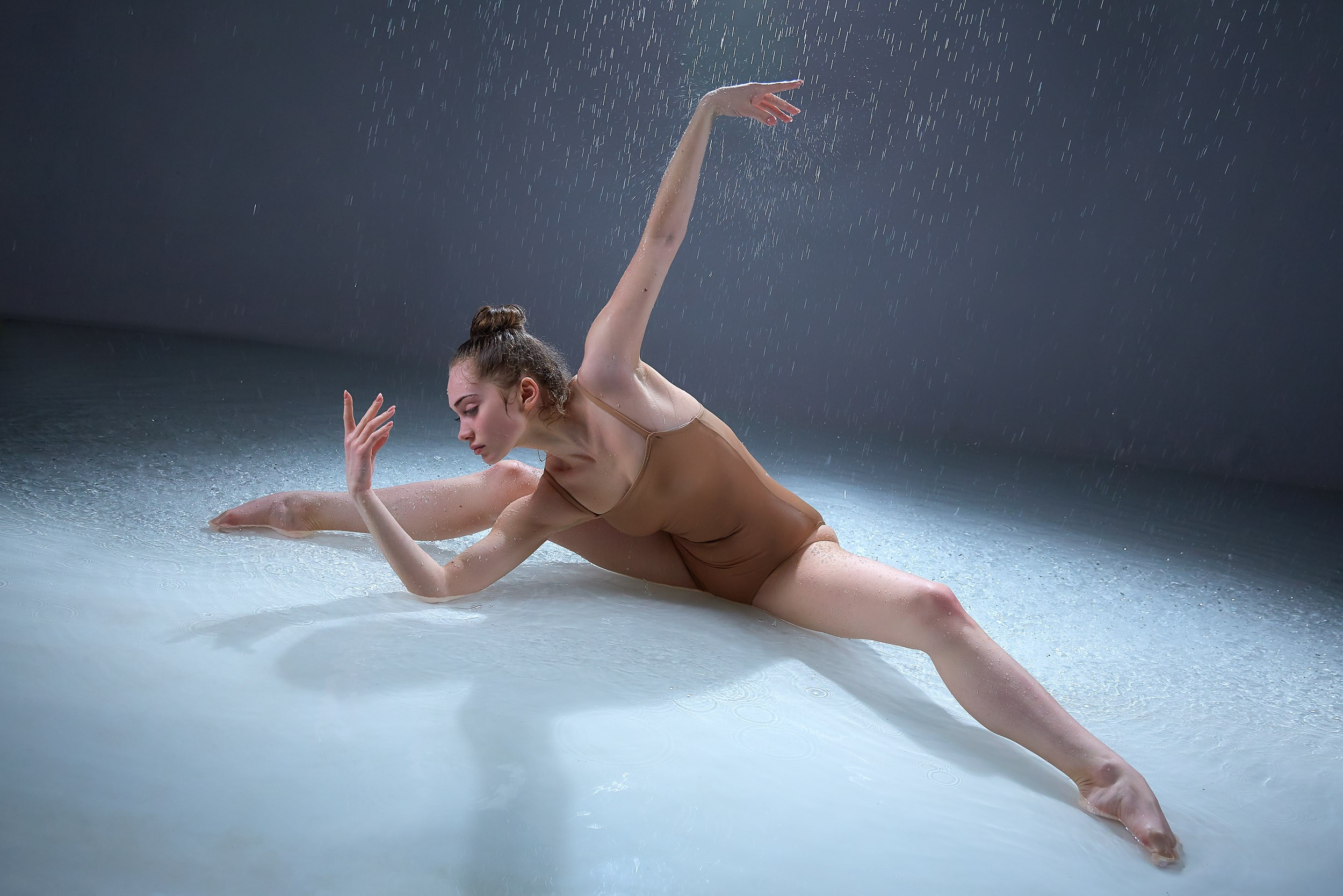 Аква-фотосессия гимнастки «AQUA-GYMNASTICS» Фотограф Михаил Семенов