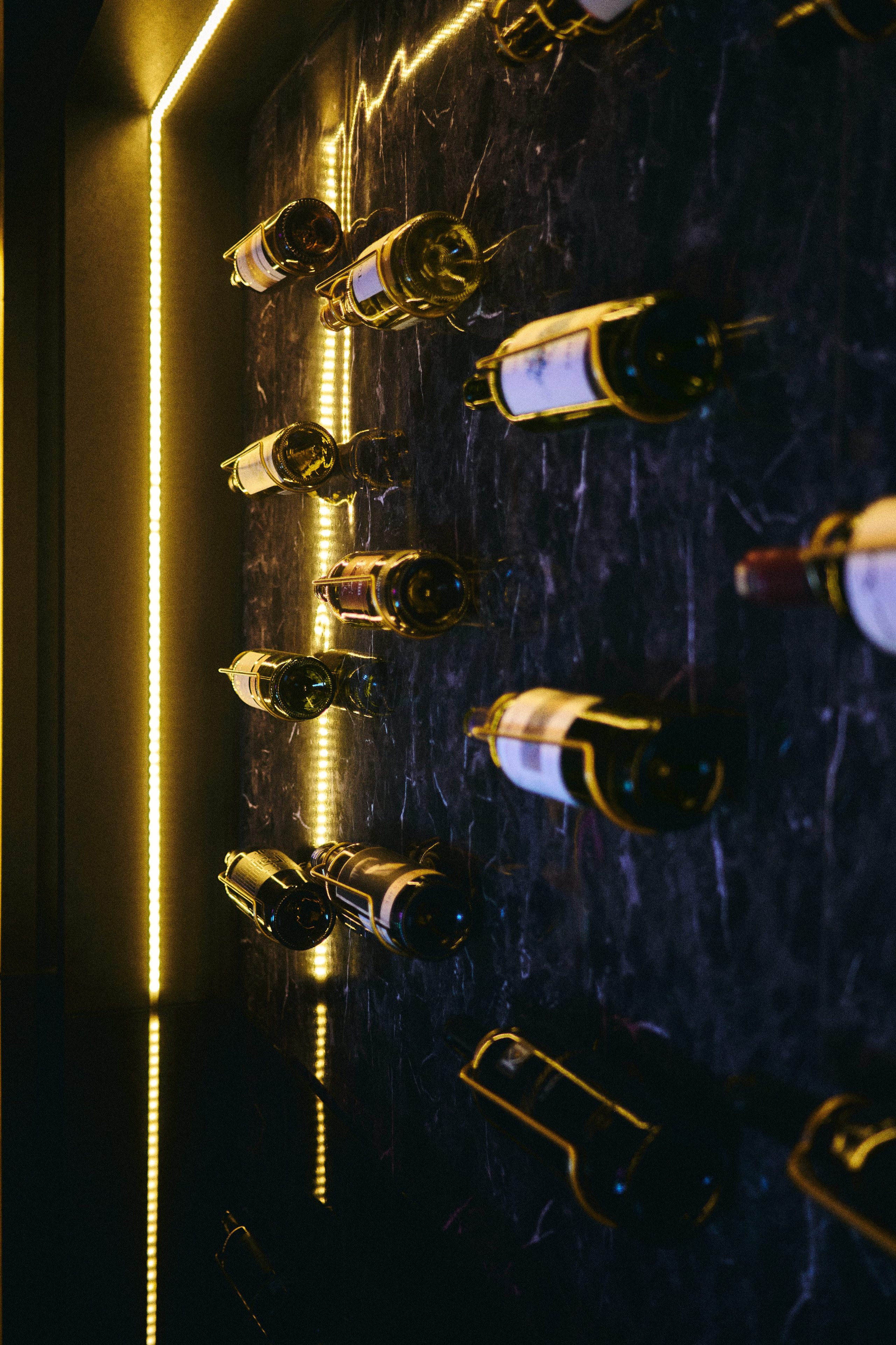 Lavender Mansion. See the moment and catche. commercial and reportage