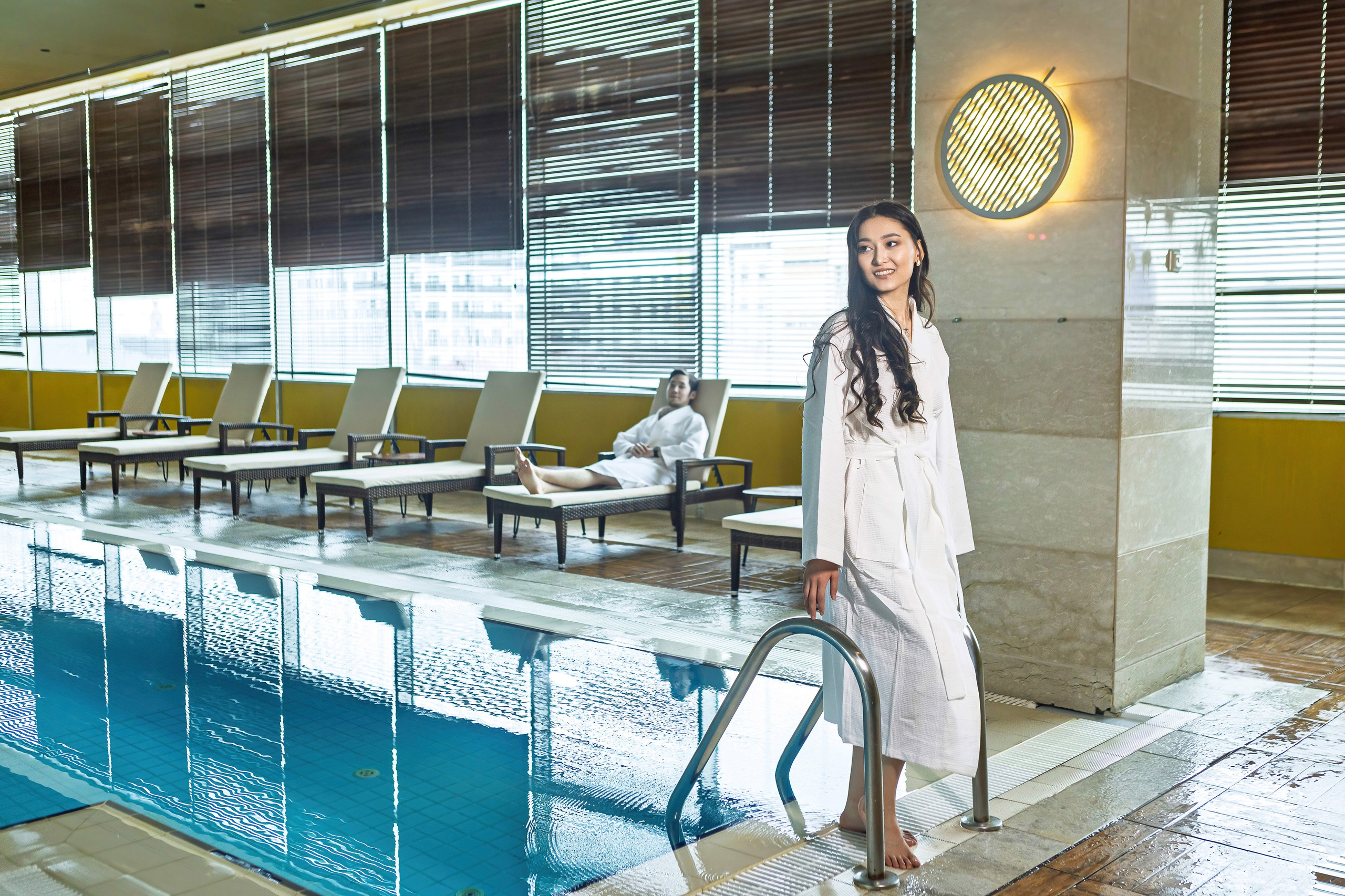 Рекламная сьемка для отеля Renaissance by Crystall. Фотограф в Атырау Максим Стадниченко