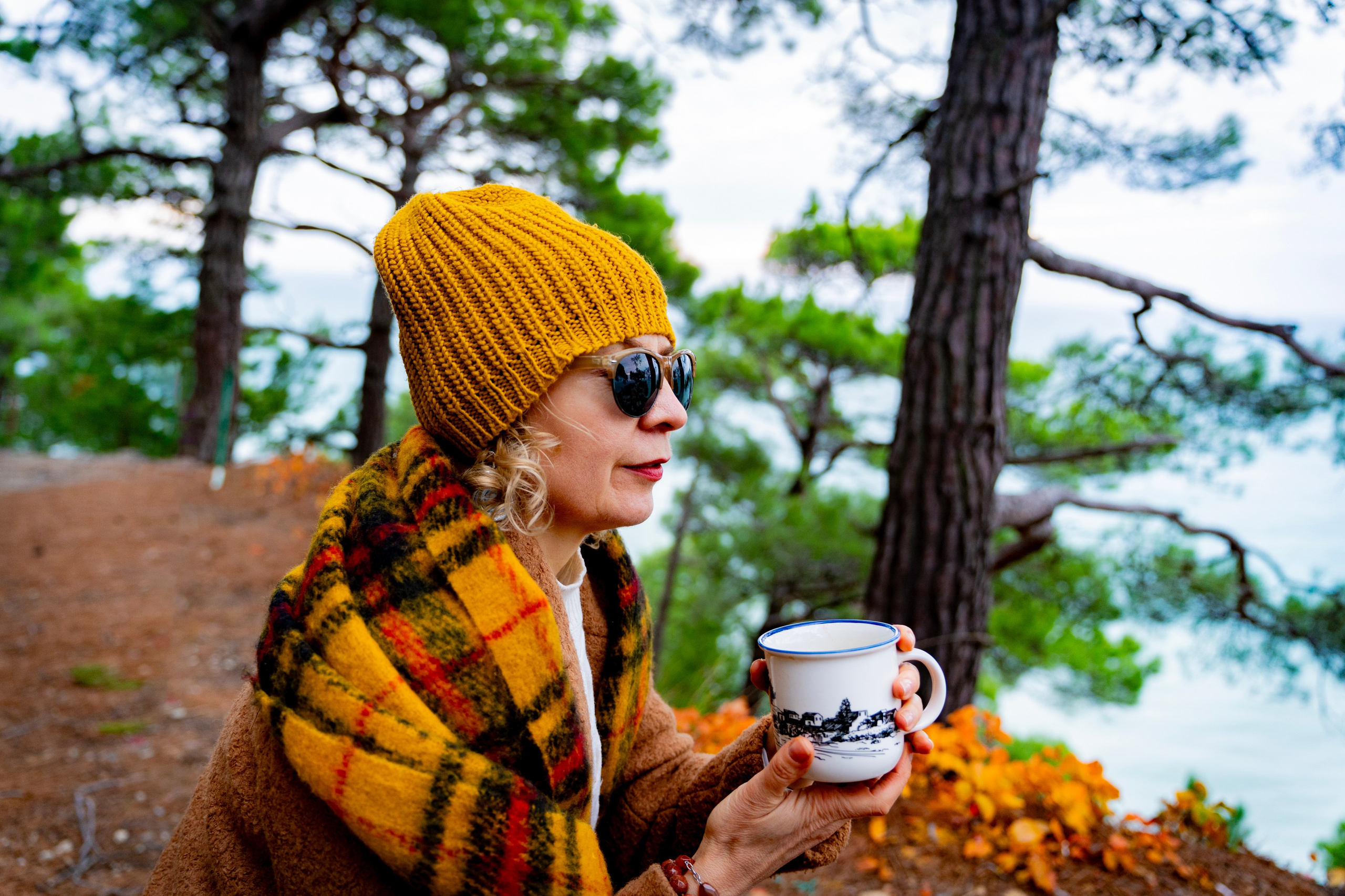 Фотопрогулка в Голубой бездне — золотая осень. Семейный и детский фотограф Екатерина Черняева. Снимаю портреты, love story, фотопрогулки, работаю на улице, в кафе, студии, дома у клиента