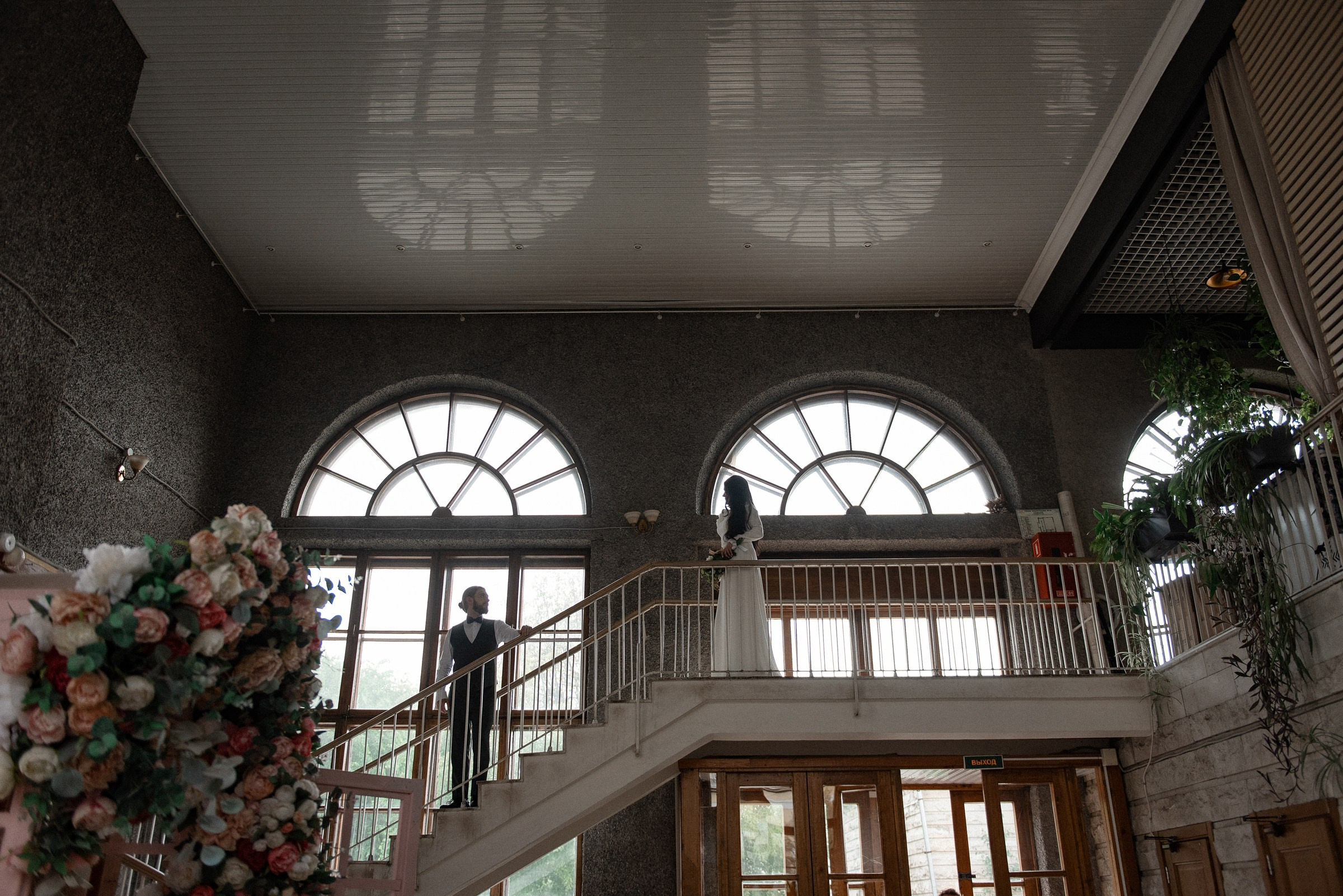 свадебная фотосессия в оранжерее Таврического сада