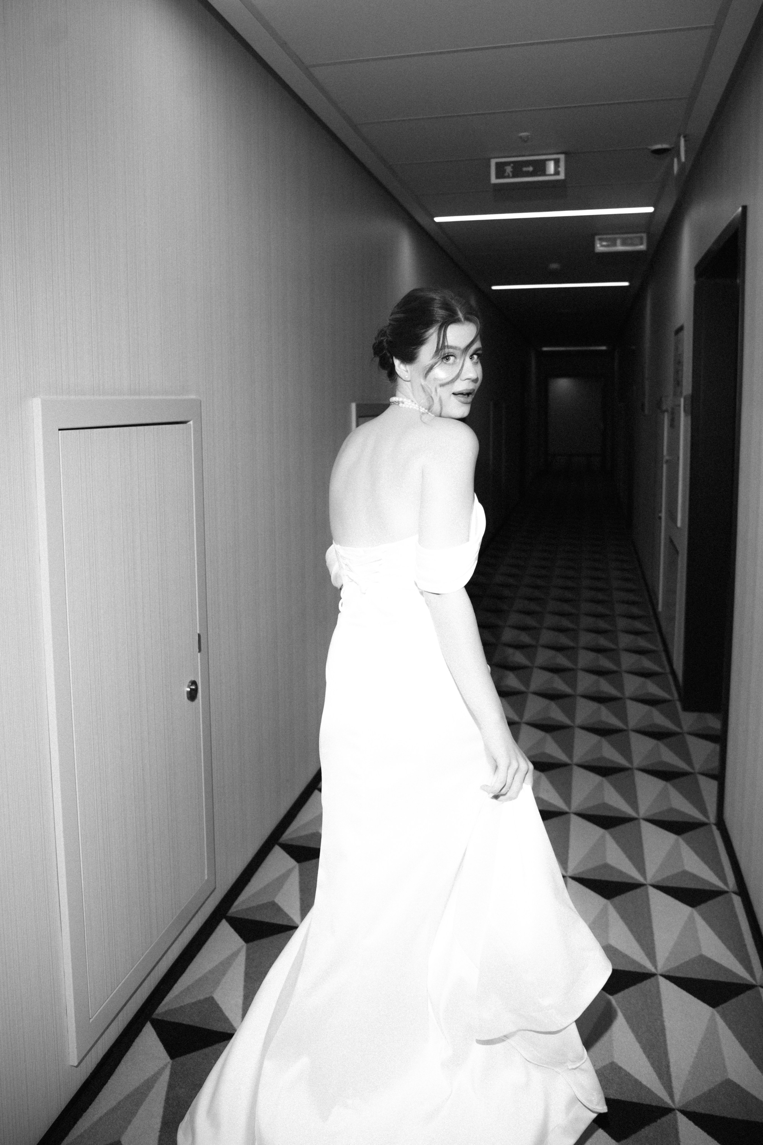 L | V. Свадебный и портретный фотограф в Новосибирске Любовь Исакова