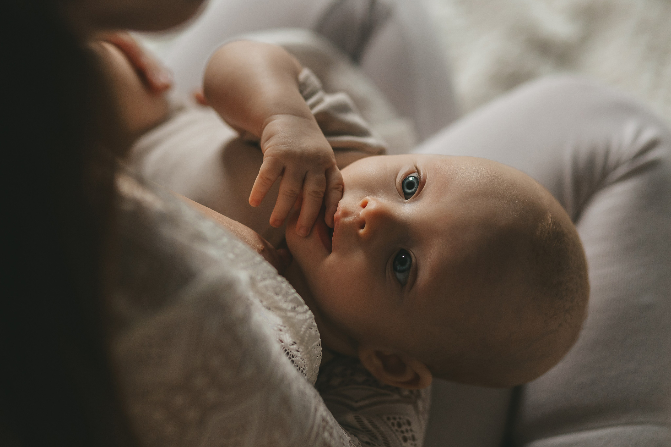 Съемка новорожденных малышей в Москве. Семейный и женский фотограф в Москве Надежда Воробьева