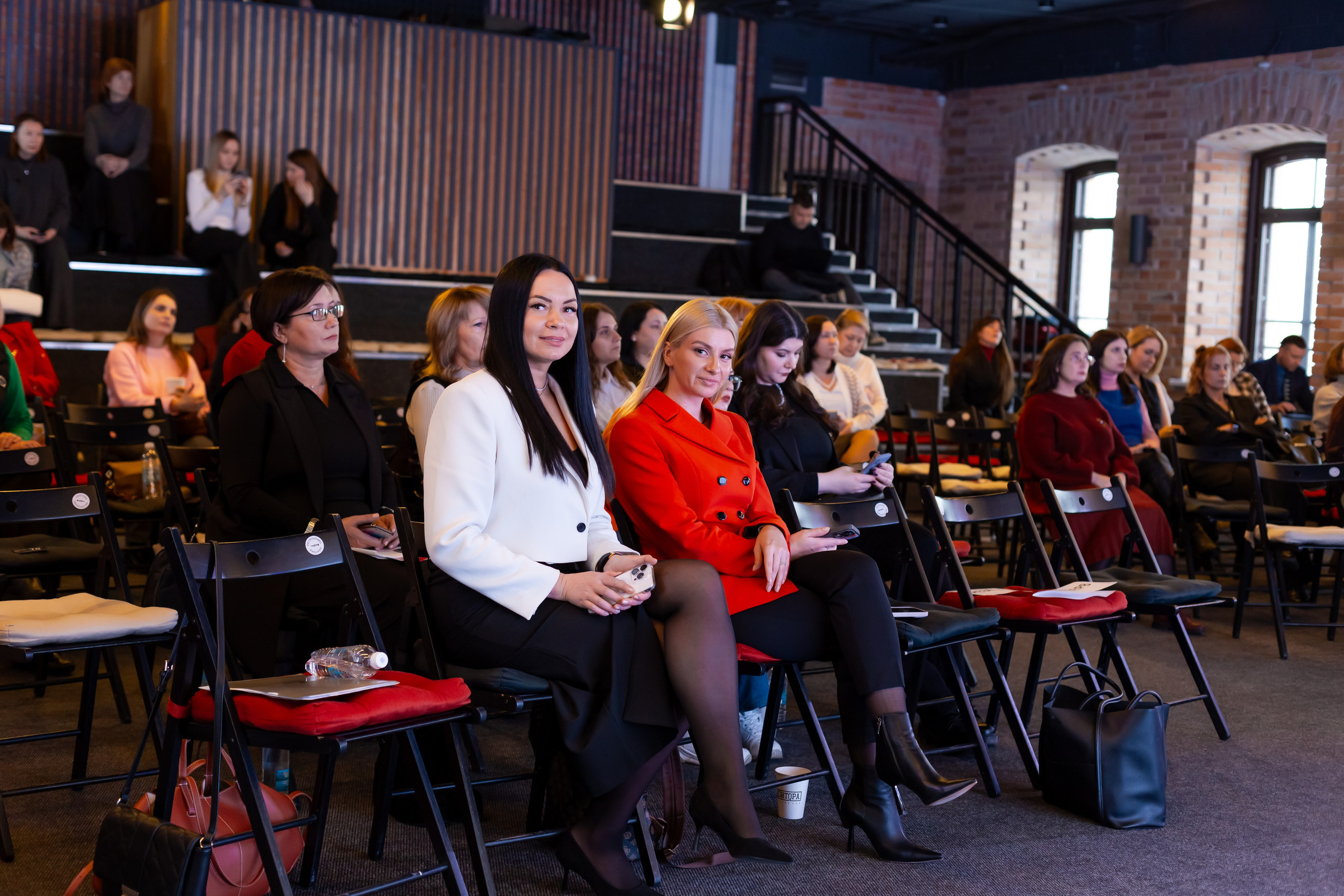 Конференция «Кадровый потенциал региона». Ирина Квасова | Фотограф в стиле VOGUE | Тюмень