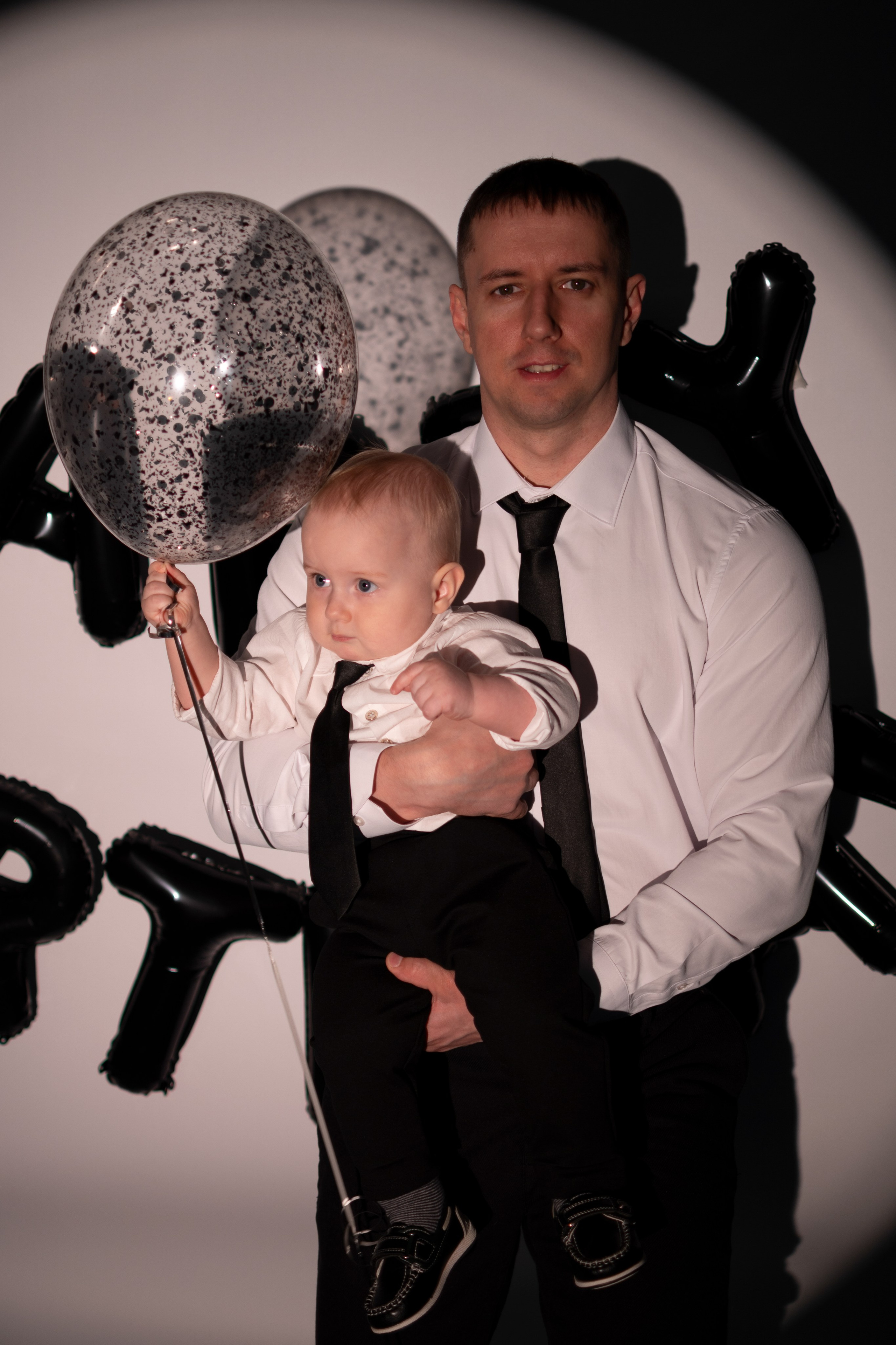 Годовасие Артема. Семейный и свадебный фотограф Губкинский и Ставрополь