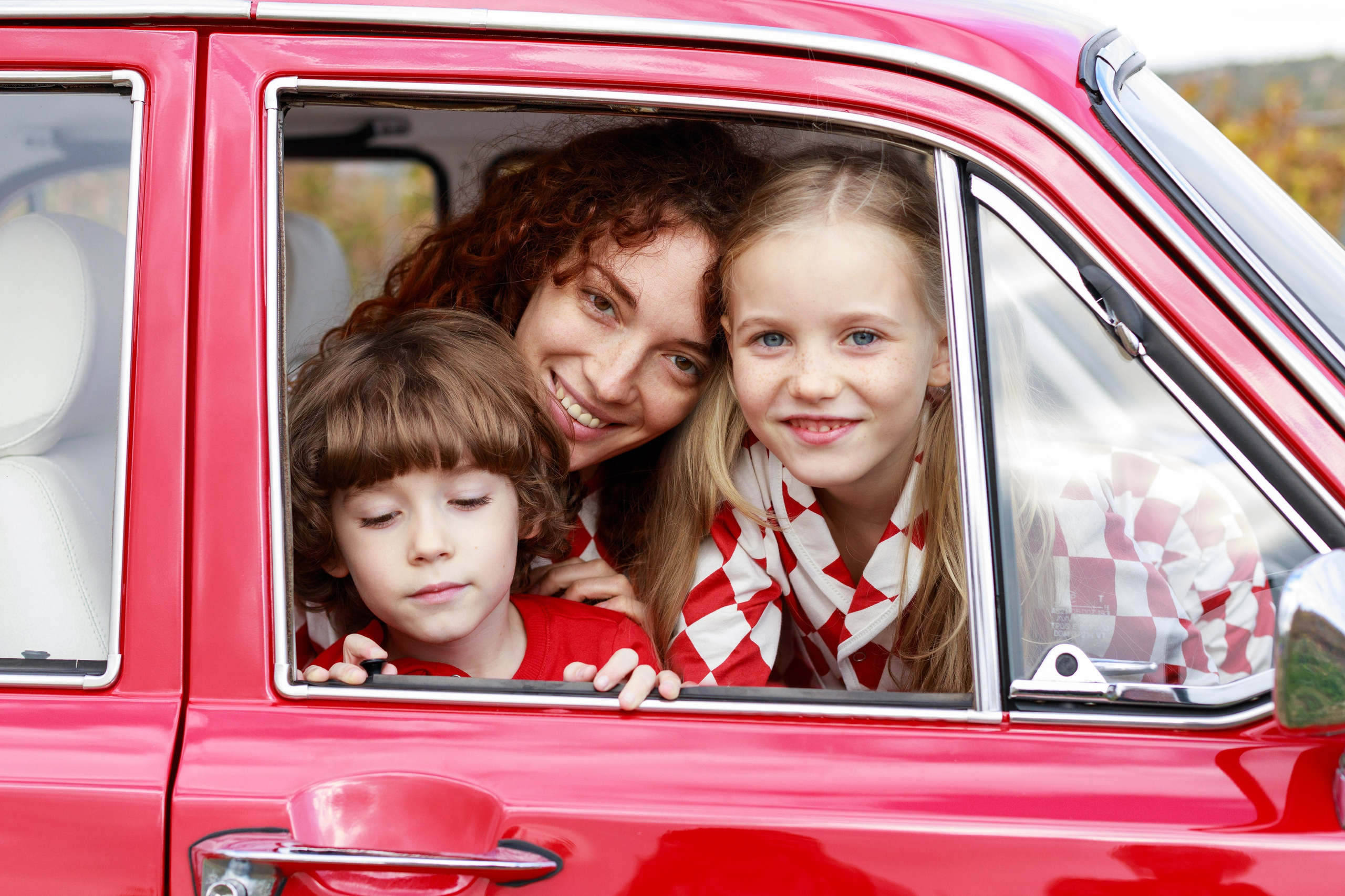 MJOLK. Новогодняя коллекция. Римма Зайцева контент для брендов