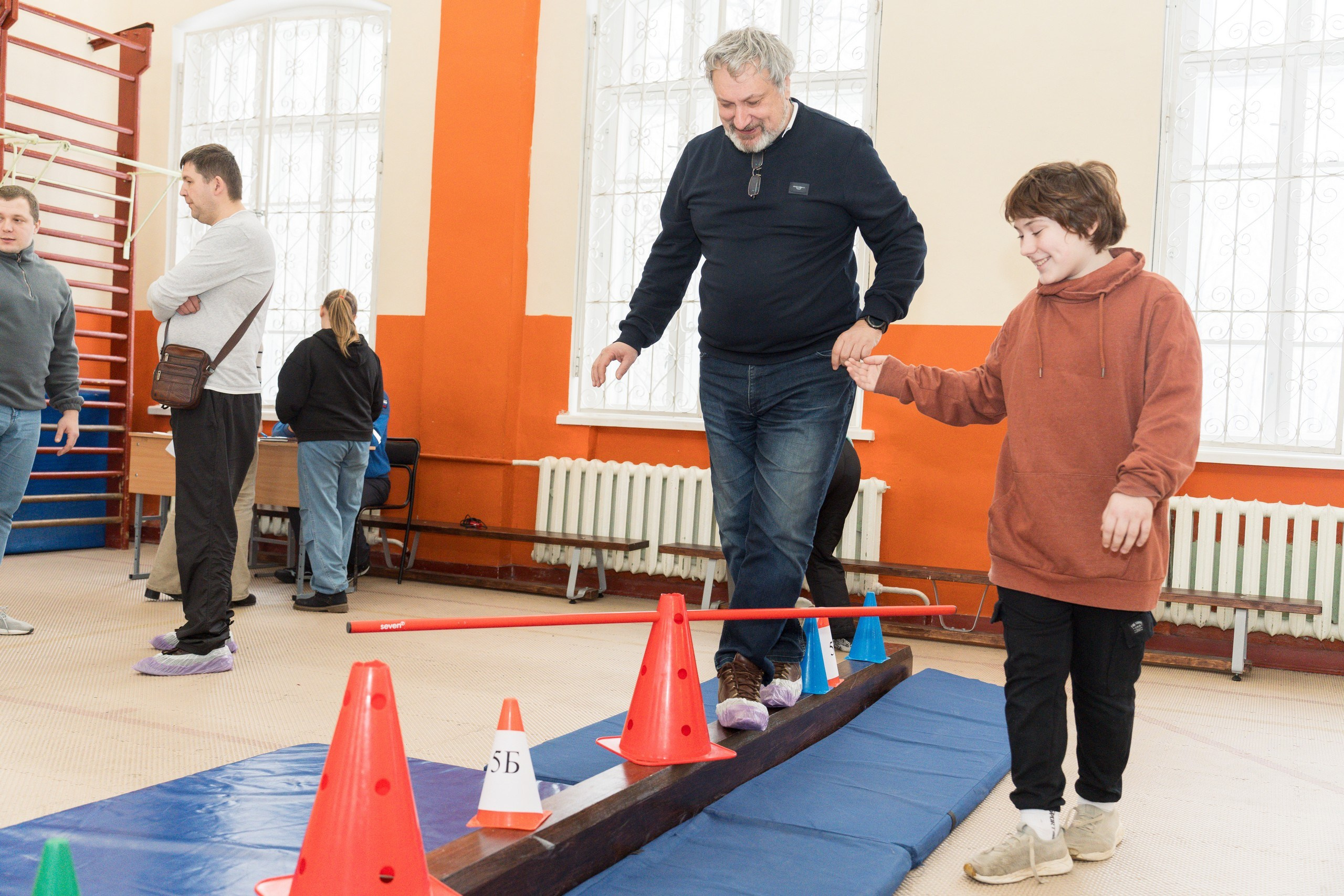 Пятёрка для ребёнка. Репортажная съёмка в Санкт-Петербурге, Константин Петров