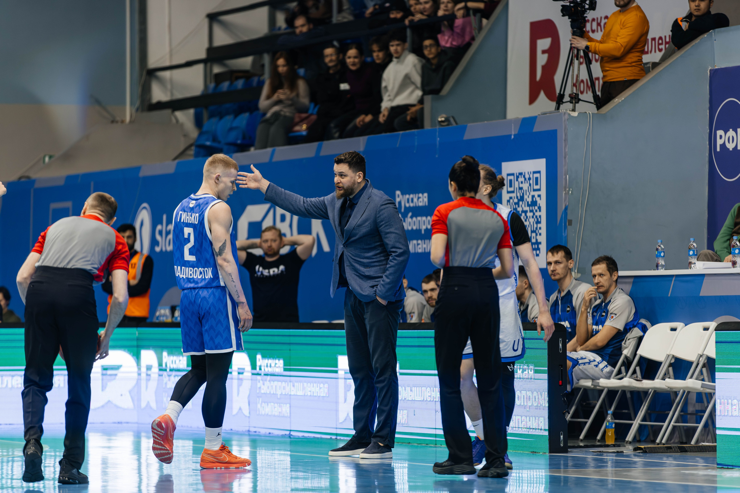 Баскетбол — Динамо. Репортажный и свадебный фотограф во Владивостоке Максим Цой