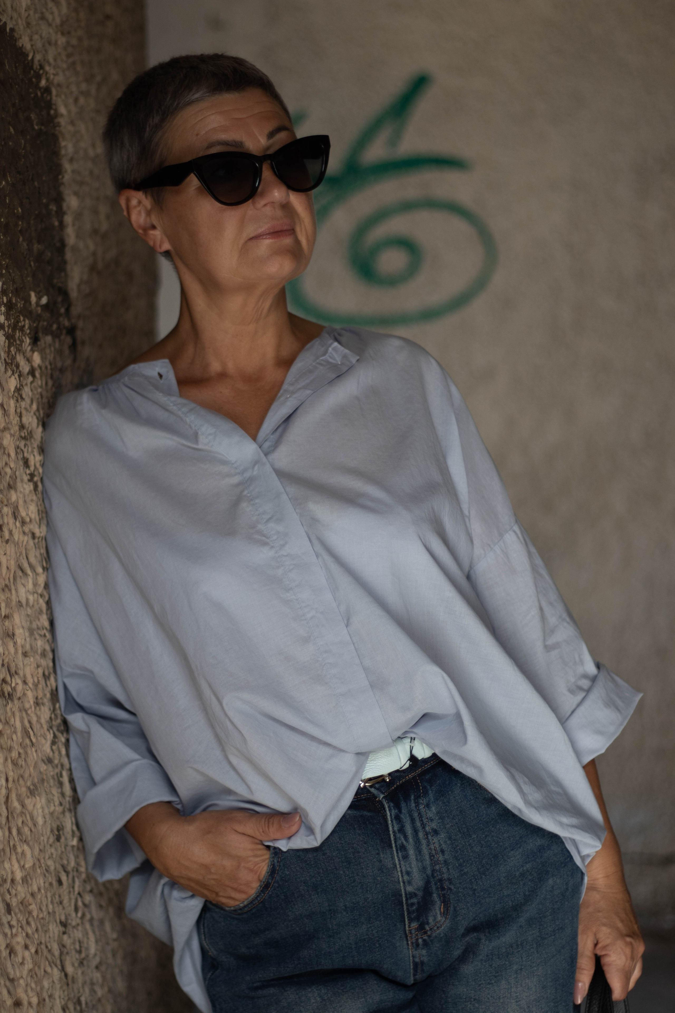 «Она среди улиц: лёгкость и стиль». Уличный фотограф Города N