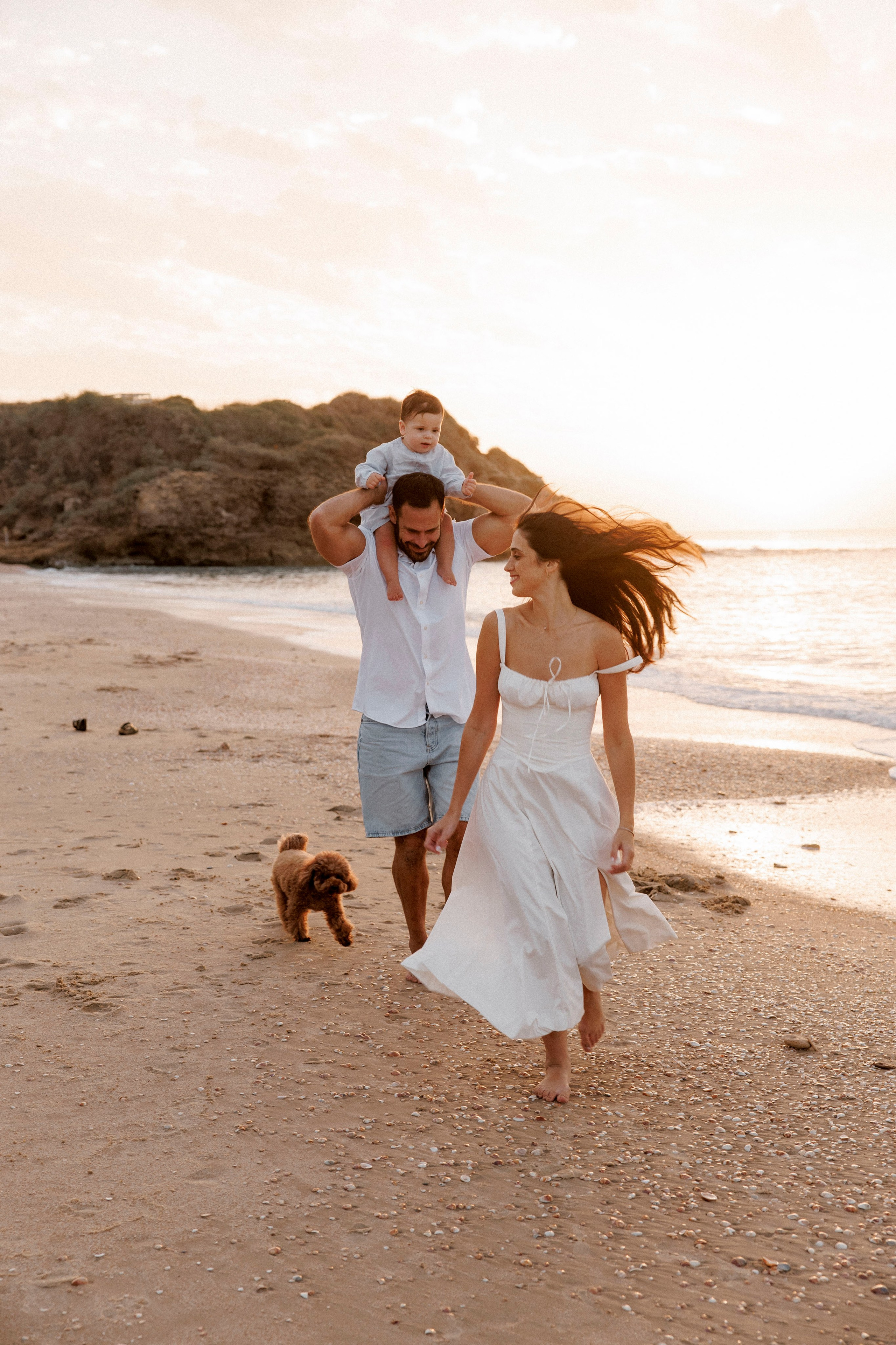 First year family photos near the sea. Главная