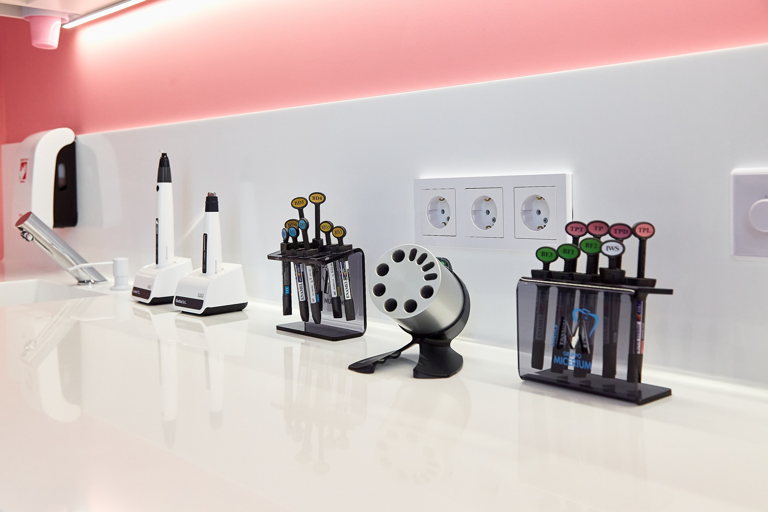 Стоматология Amore Dental Clinic. Фотограф Анастасия Леонтьева Санкт-Петербург