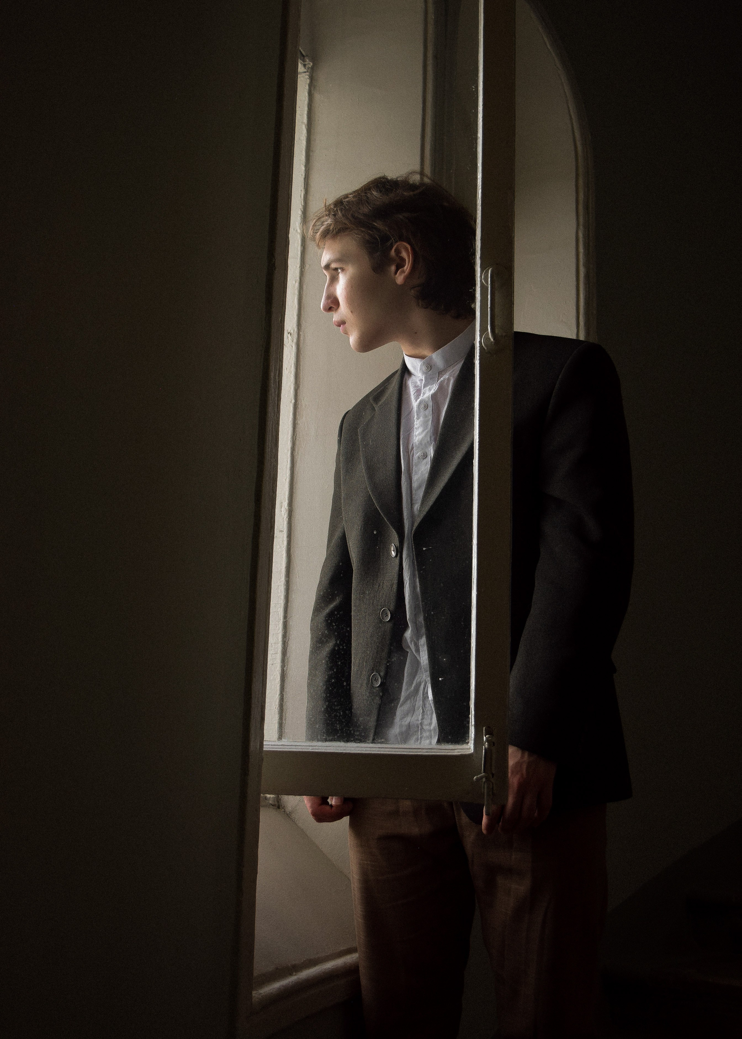 A writer looking for inspiration. Frojul