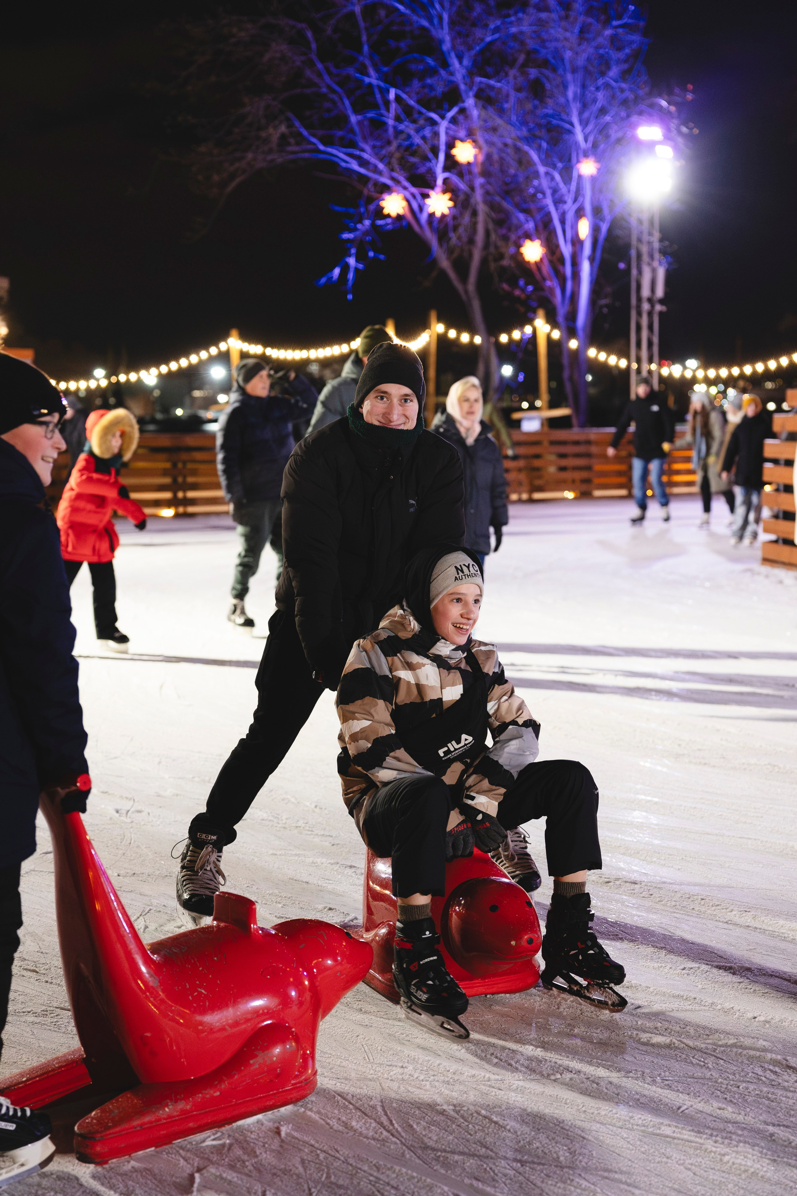 Открытие катка Севкабель Порт. Репортажный фотограф в Санкт-Петербурге и Москве Мария Ежова