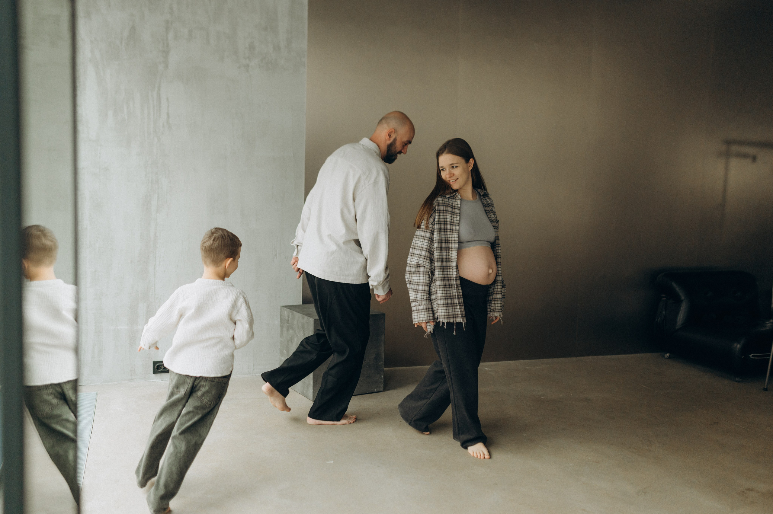 Скоро четверо. Семейный фотограф в Москве Екатерина Денисенко | Фотосессии без постановки дома и в студии