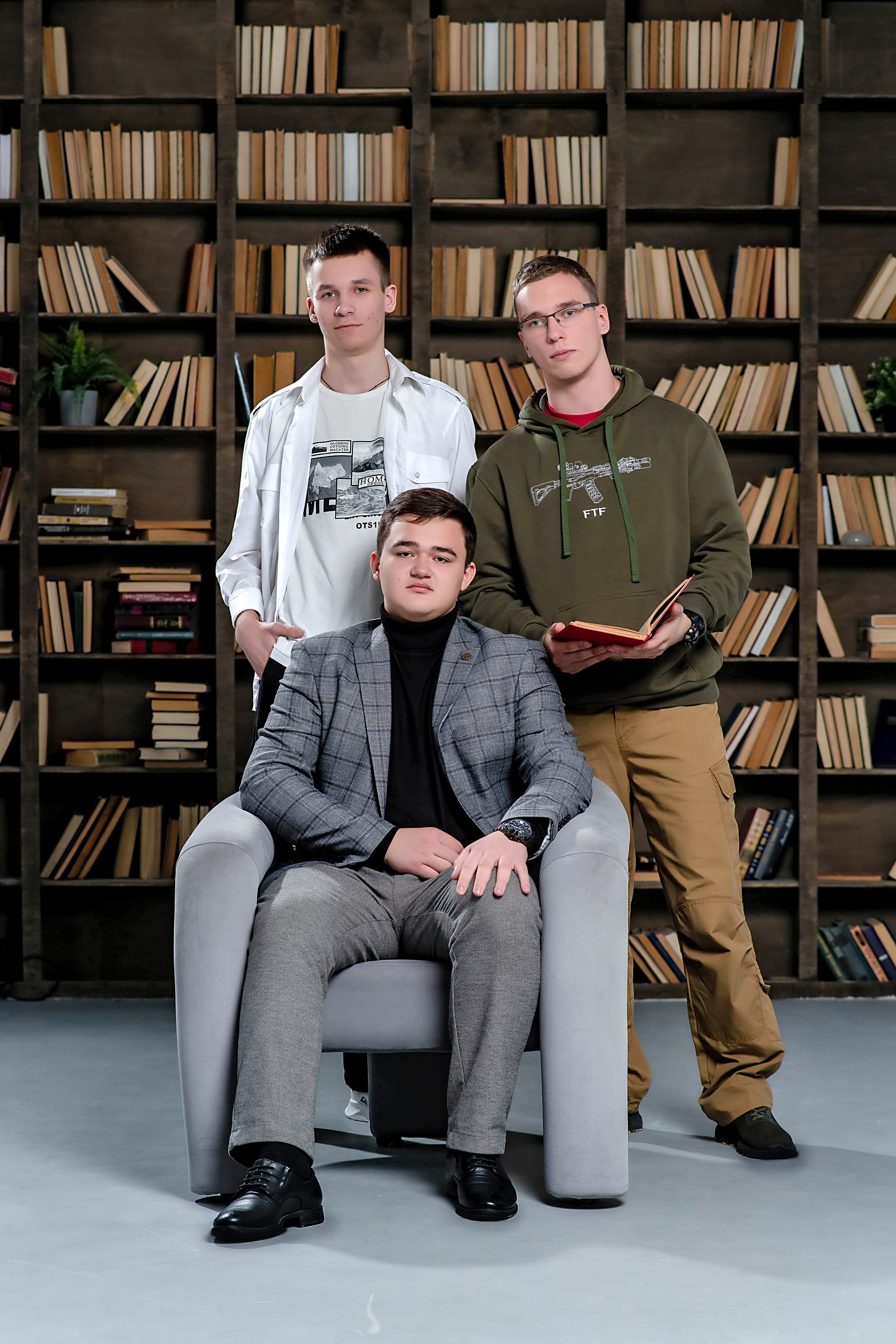 Выпускные (школьные) альбомы (книги) в Ростове-на-Дону. Современные Выпускные Альбомы в Ростове-на-Дону