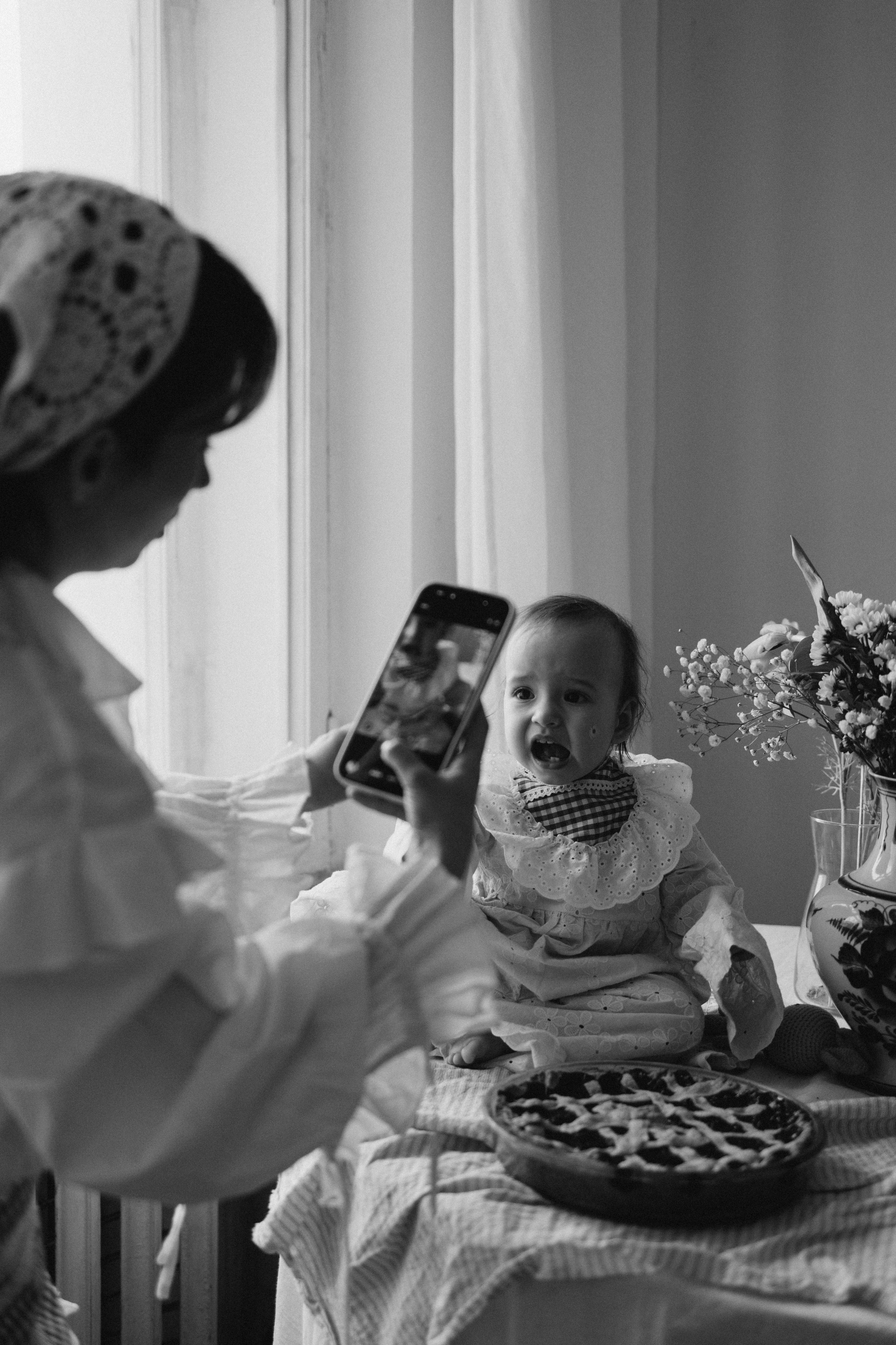 Весенняя семейная фотосессия с тюльпанами — Москва и Подмосковье