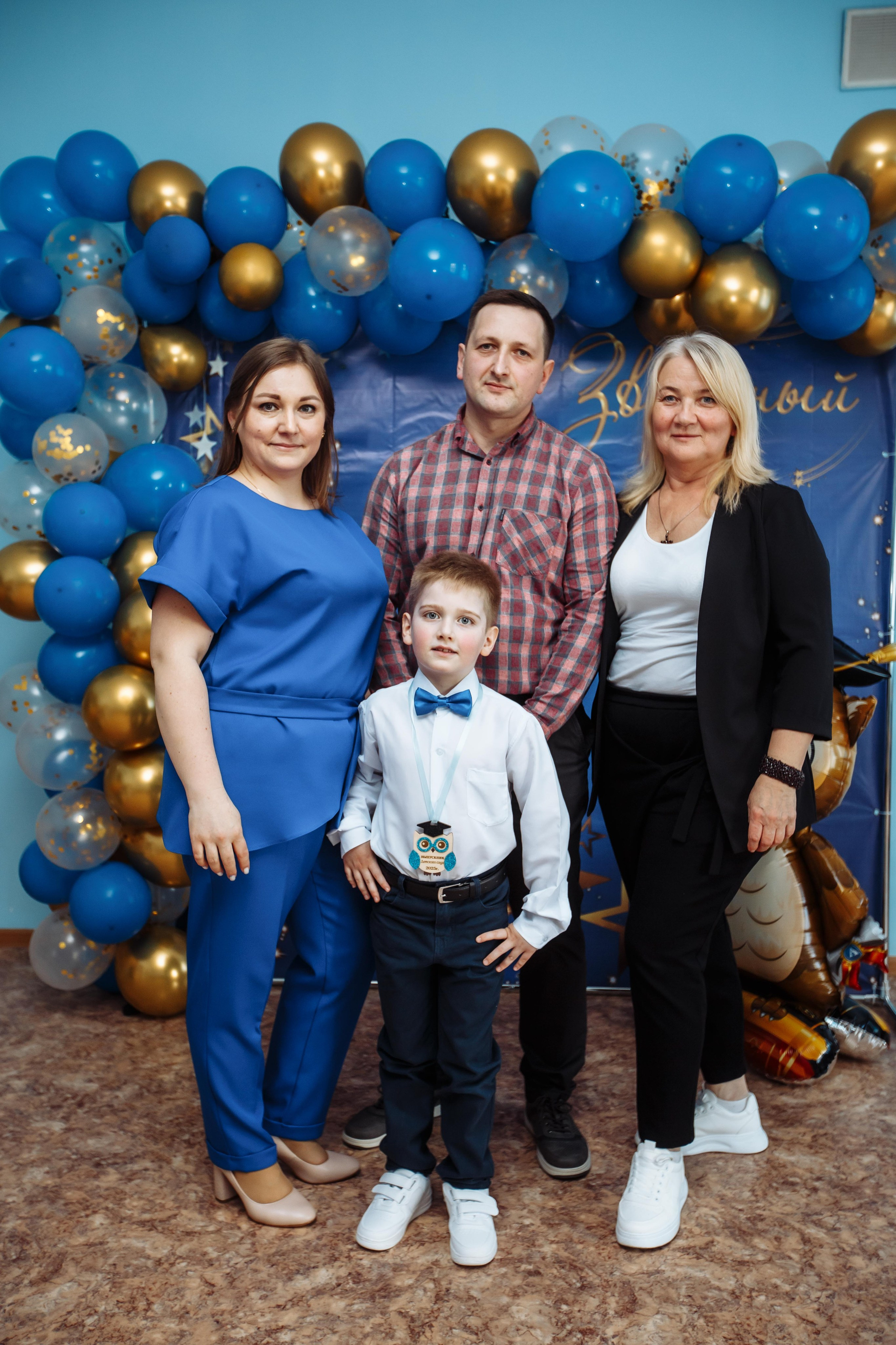 Фотограф на выпускной в детский сад, фотографии ребёнка с родителями