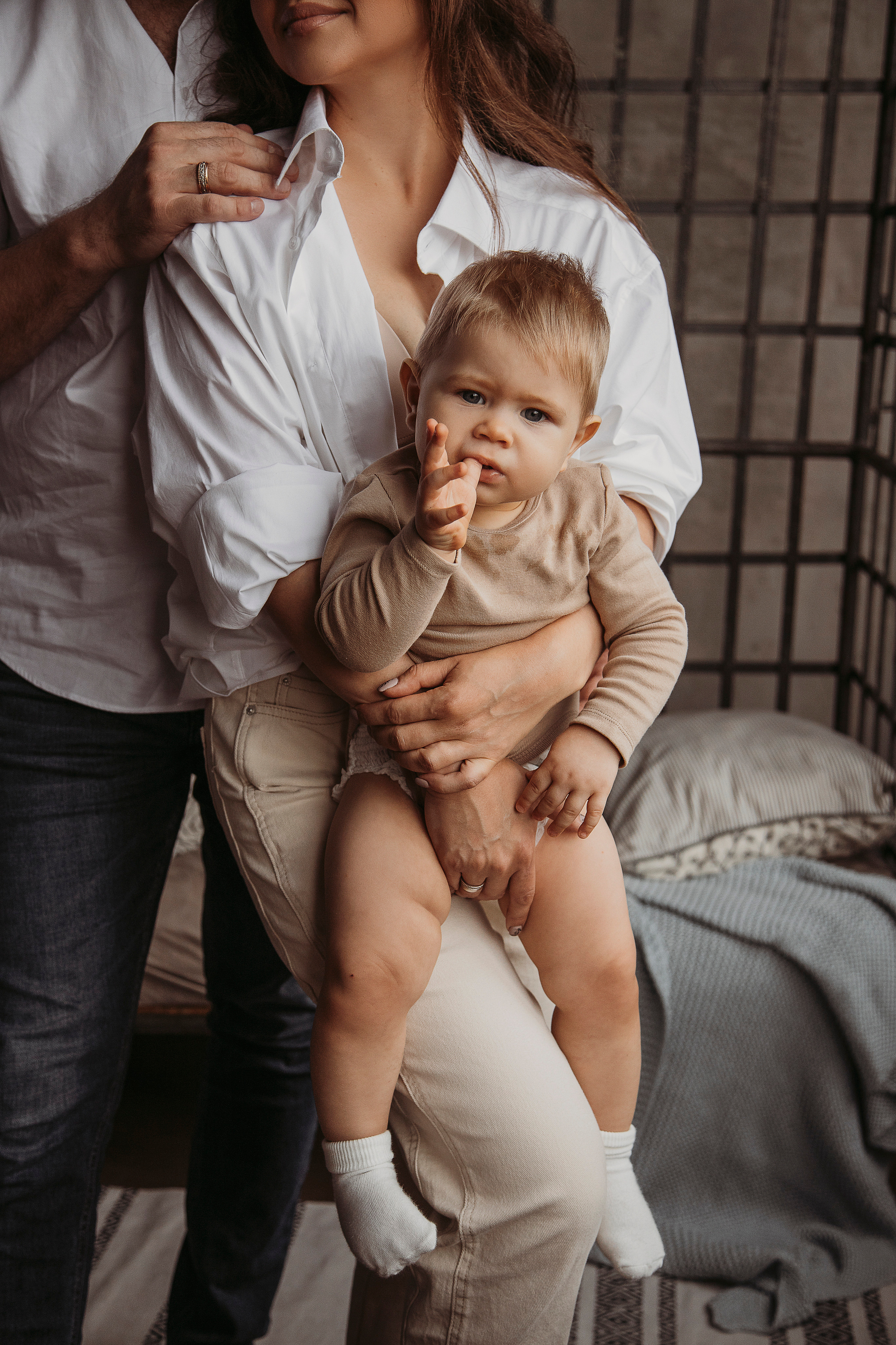 Семейная фотосессия в студии. Семейный фотограф в Краснодаре Коломыцева Евгения