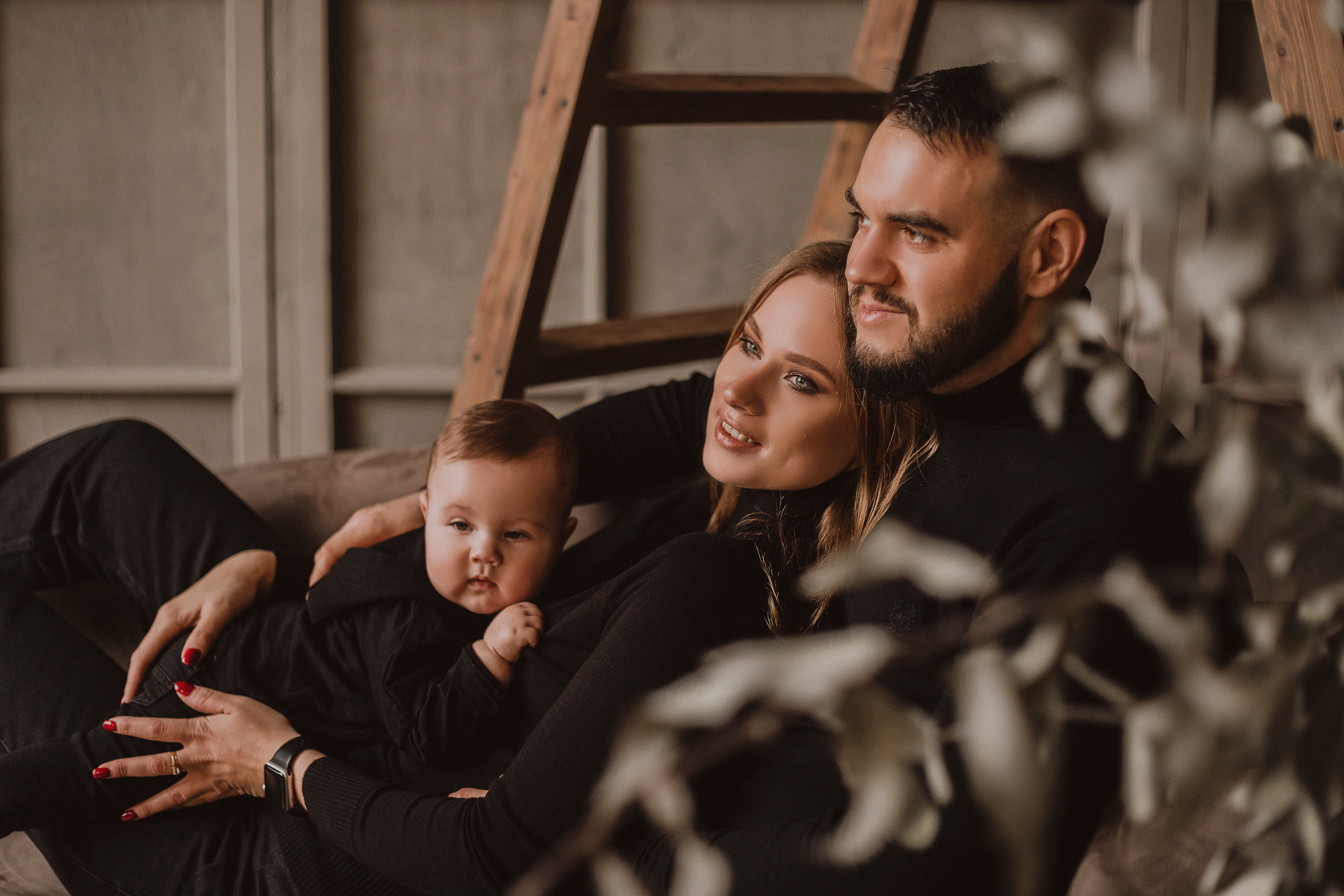 Семейная фотосессия в студии. Семейный фотограф в Краснодаре Коломыцева Евгения