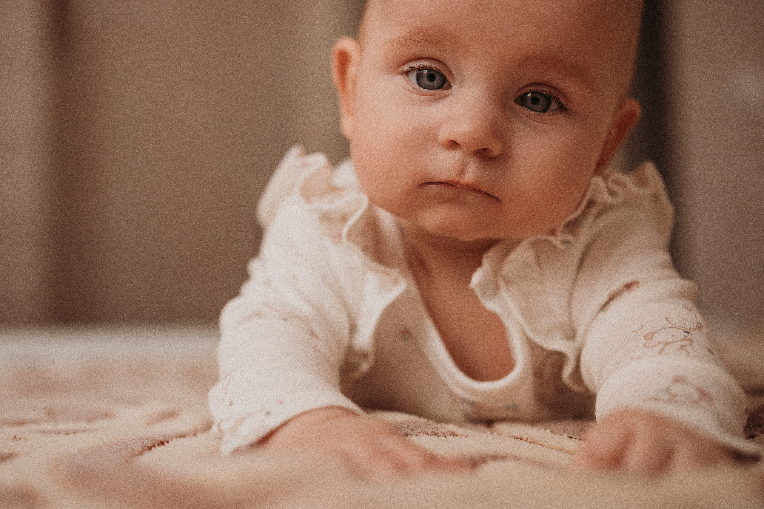 Семейная фотосессия дома. Семейный фотограф в Краснодаре Коломыцева Евгения